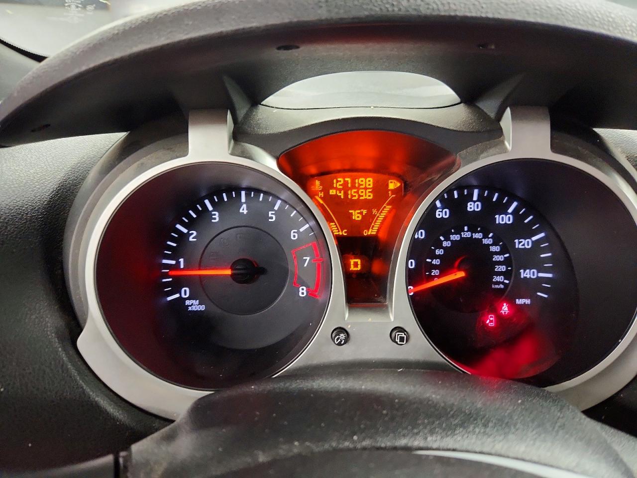2011 Nissan Juke S Silver vin: JN8AF5MR0BT017069