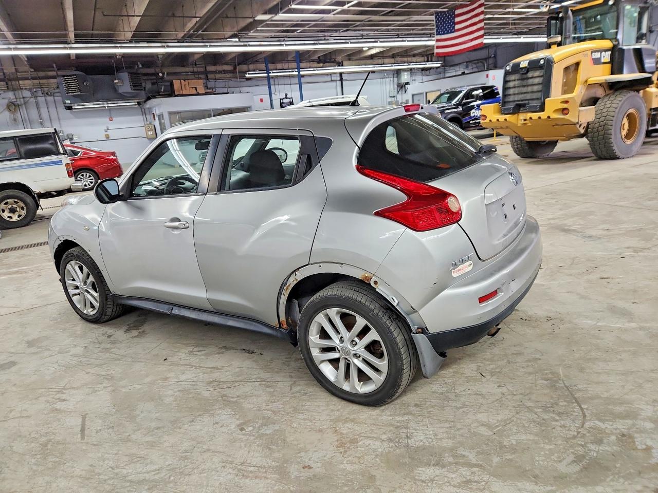 2011 Nissan Juke S Silver vin: JN8AF5MR0BT017069