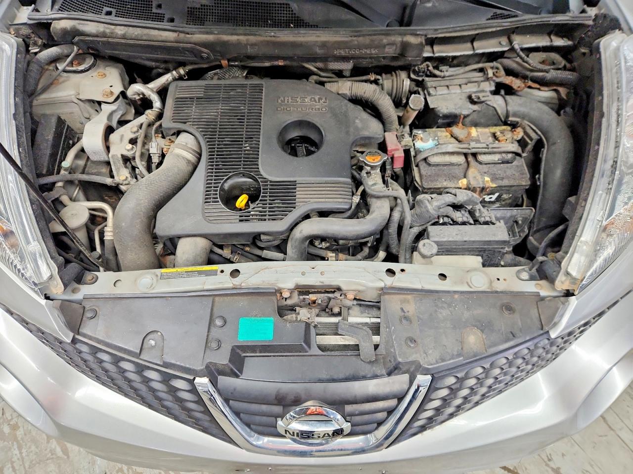 2011 Nissan Juke S Silver vin: JN8AF5MR0BT017069