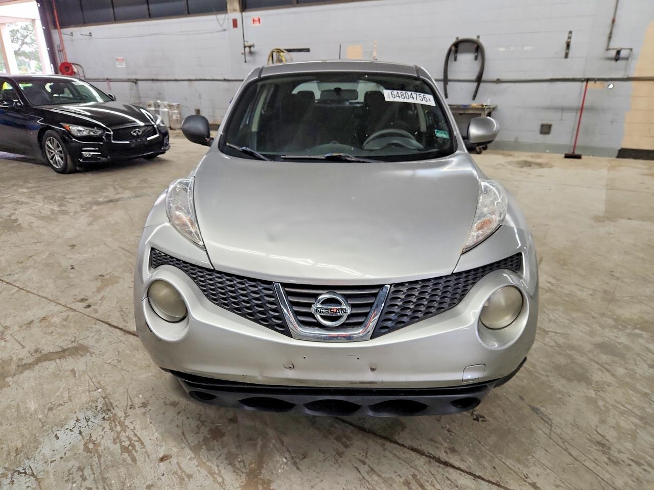 2011 Nissan Juke S Silver vin: JN8AF5MR0BT017069