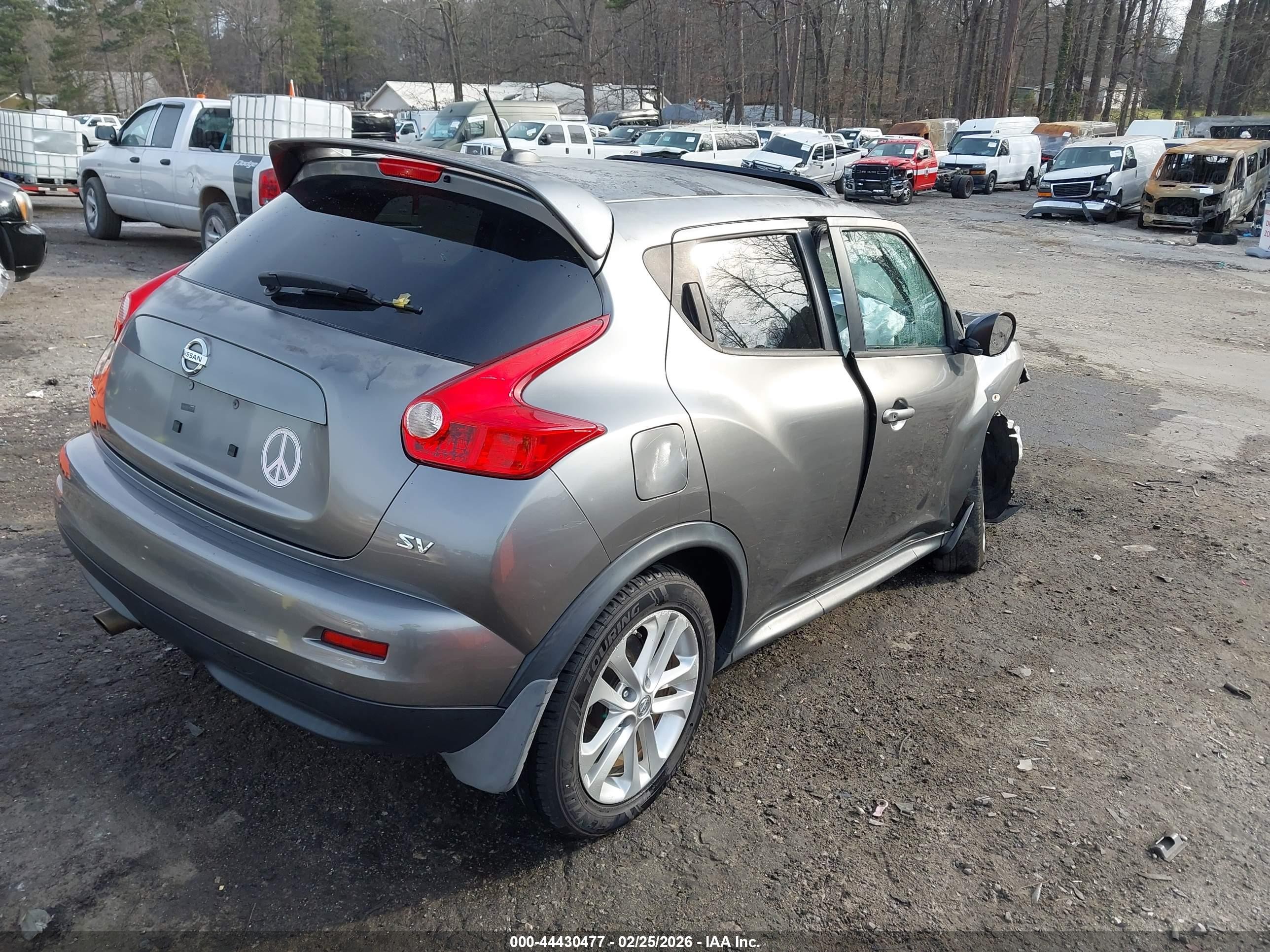 2011 Nissan Juke Sv Gray vin: JN8AF5MR0BT017539