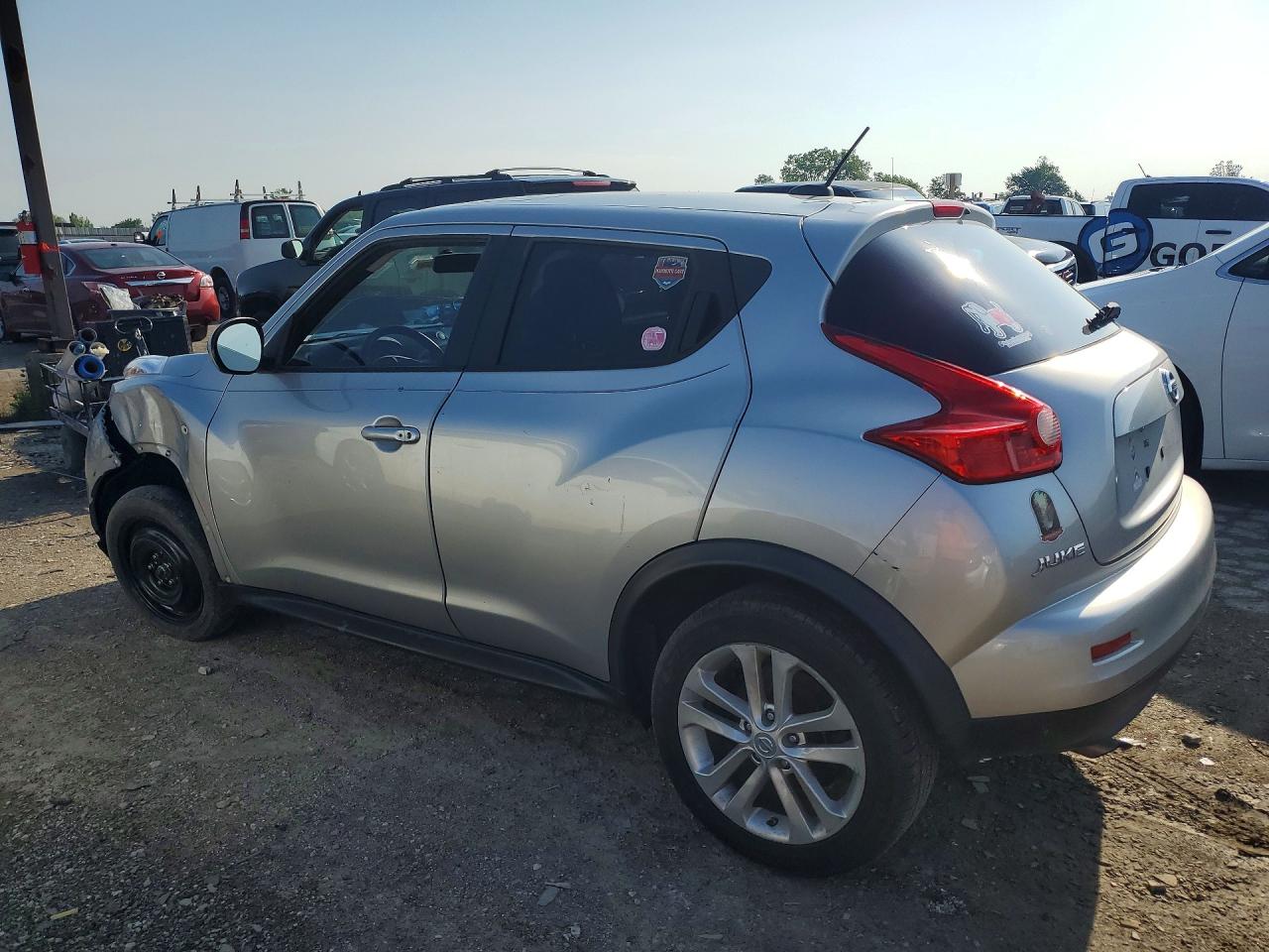 2012 Nissan Juke S Silver vin: JN8AF5MR0CT108392