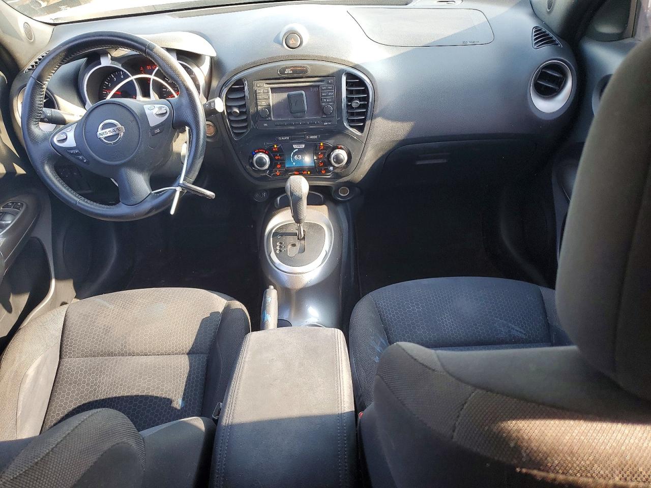 2012 Nissan Juke S Silver vin: JN8AF5MR0CT108392