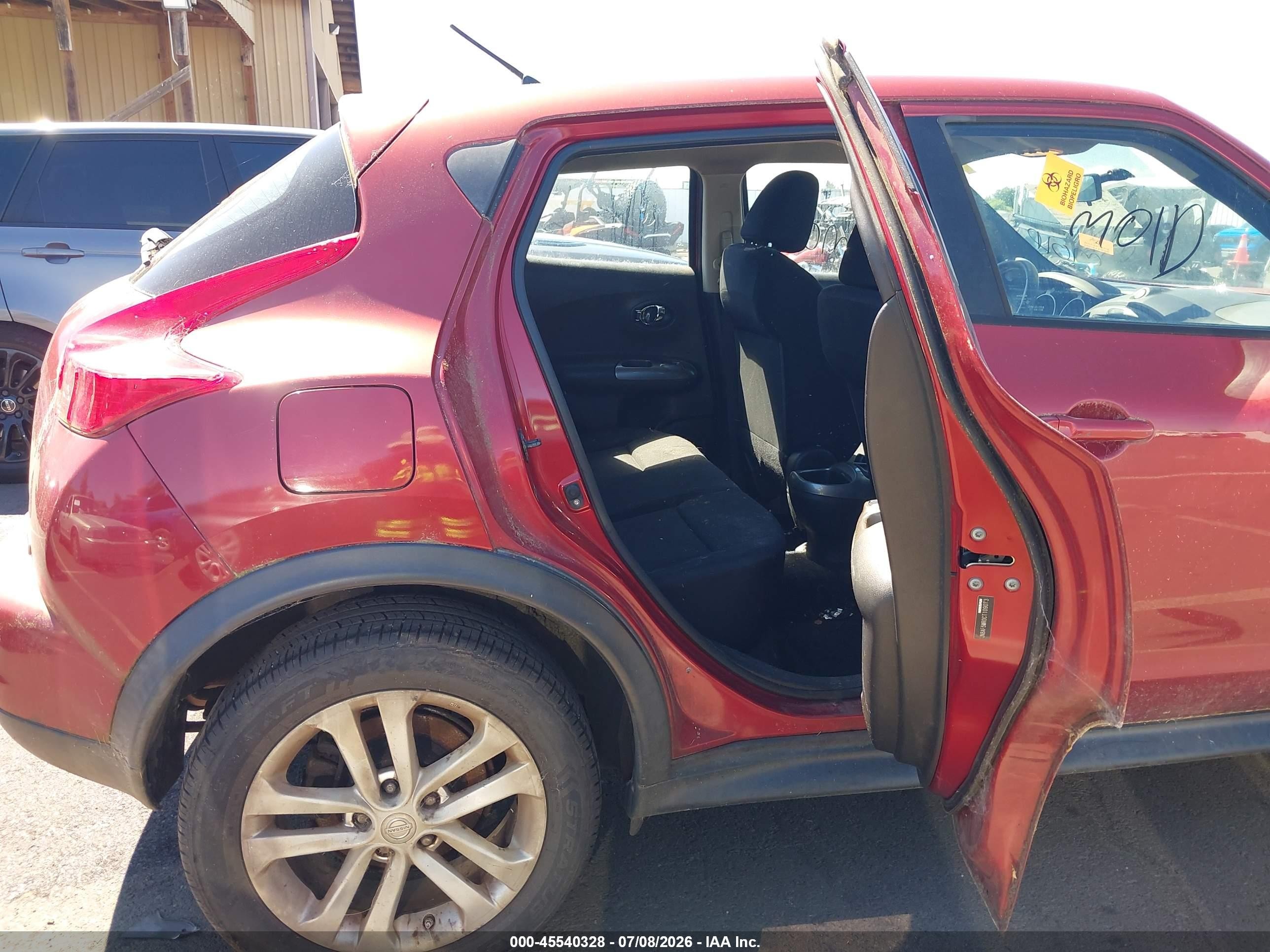 2012 Nissan Juke S Red vin: JN8AF5MR0CT109073