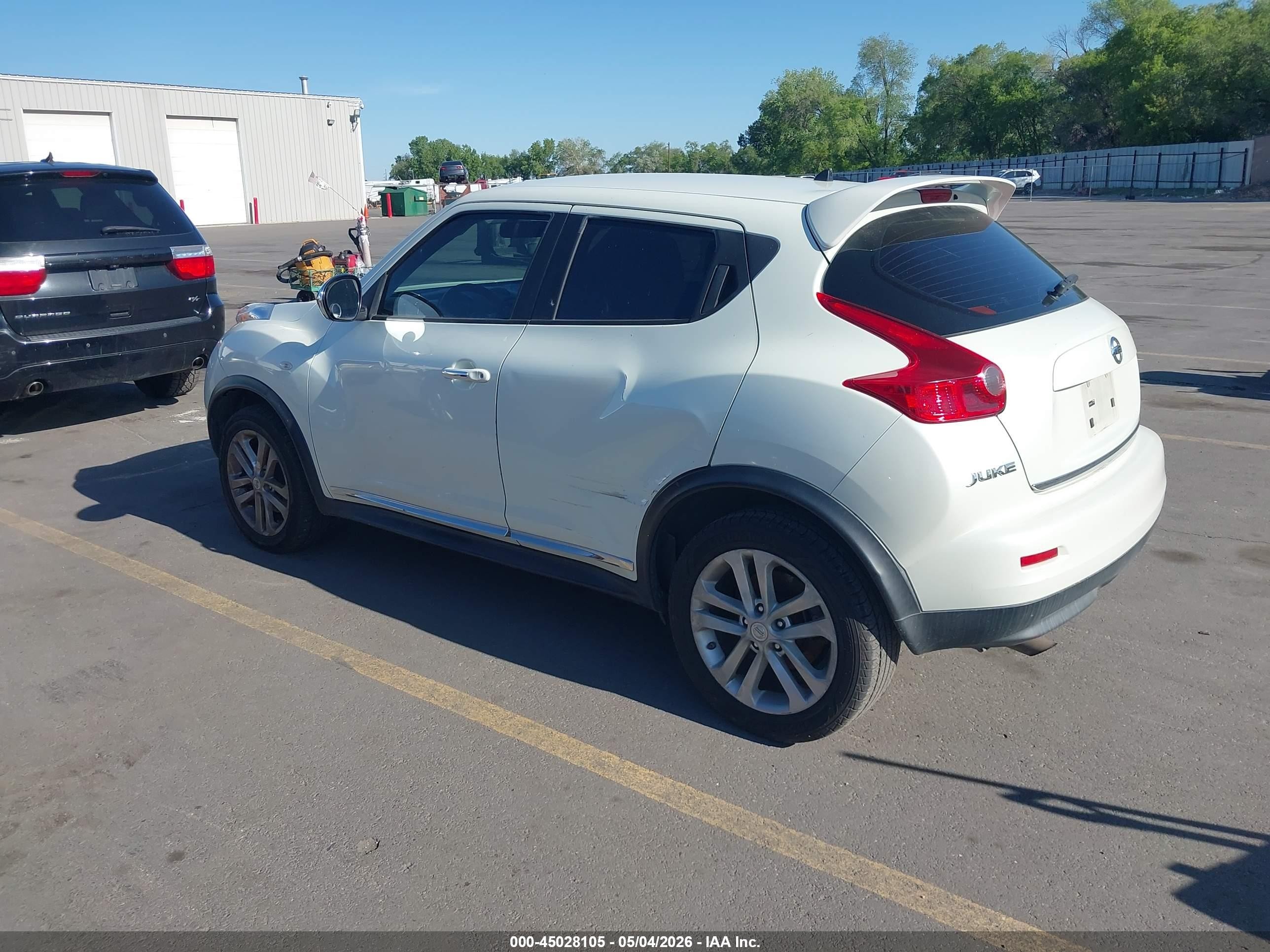 2012 Nissan Juke S Белый vin: JN8AF5MR0CT116976
