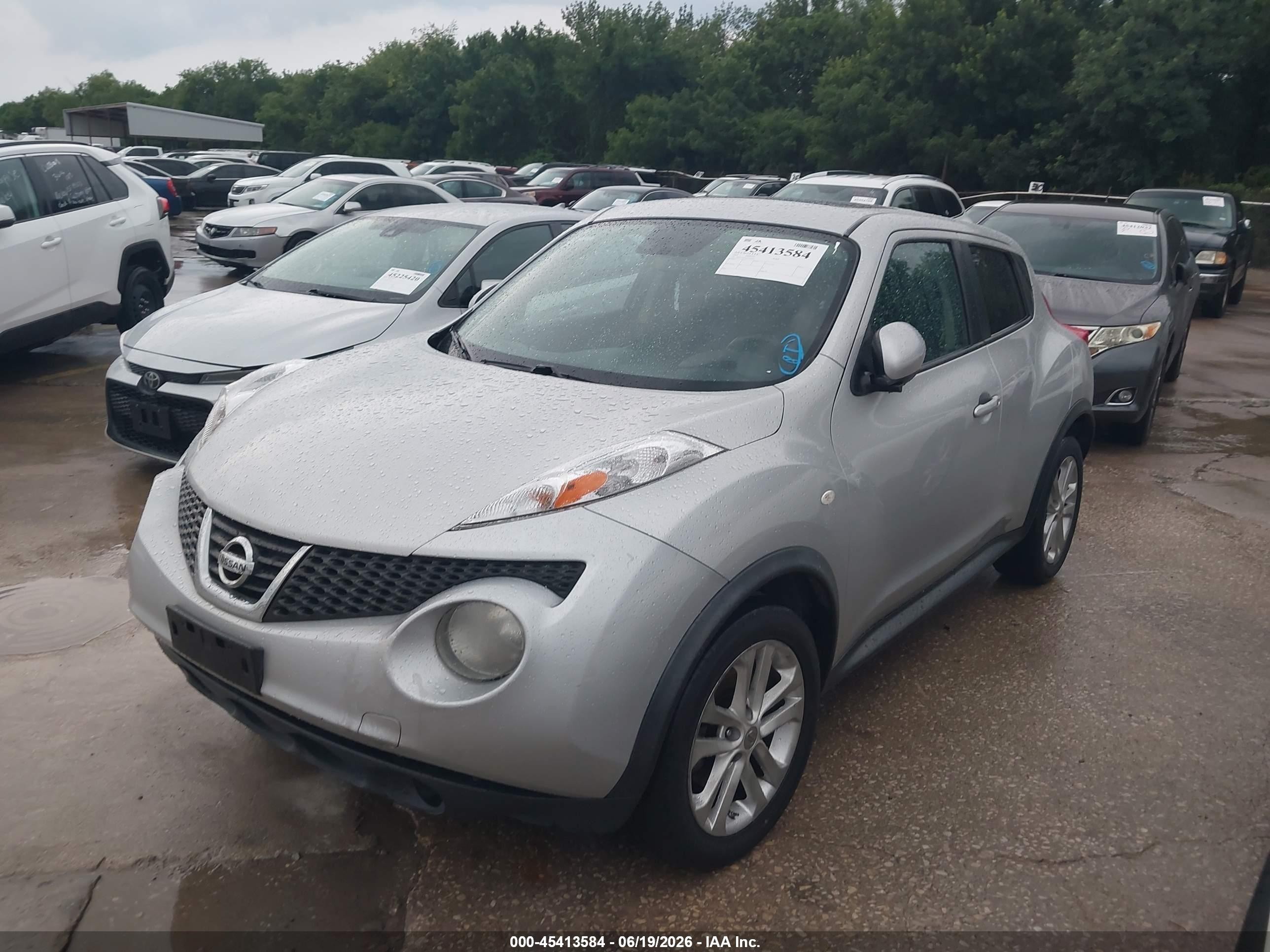 2013 Nissan Juke Sv Silver vin: JN8AF5MR0DT205643
