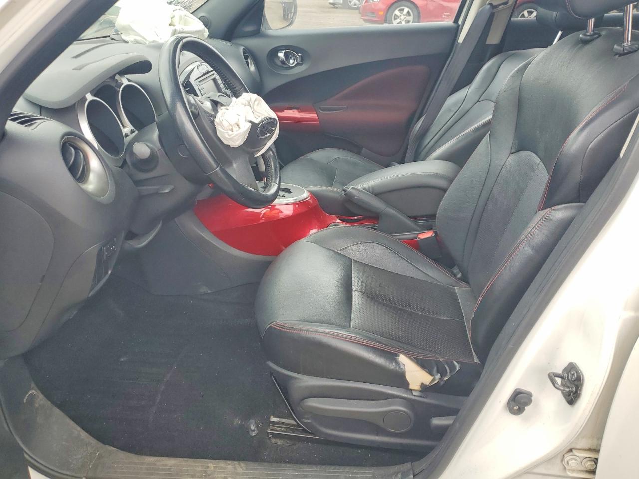 2013 Nissan Juke S White vin: JN8AF5MR0DT211474