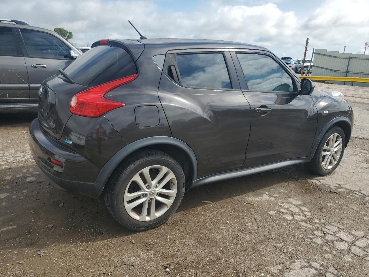 2013 Nissan Juke S Black vin: JN8AF5MR0DT218344 Damage: Right Qtr Panel, Dent(s) W/No Paint Dmg, PDR-1 dent
