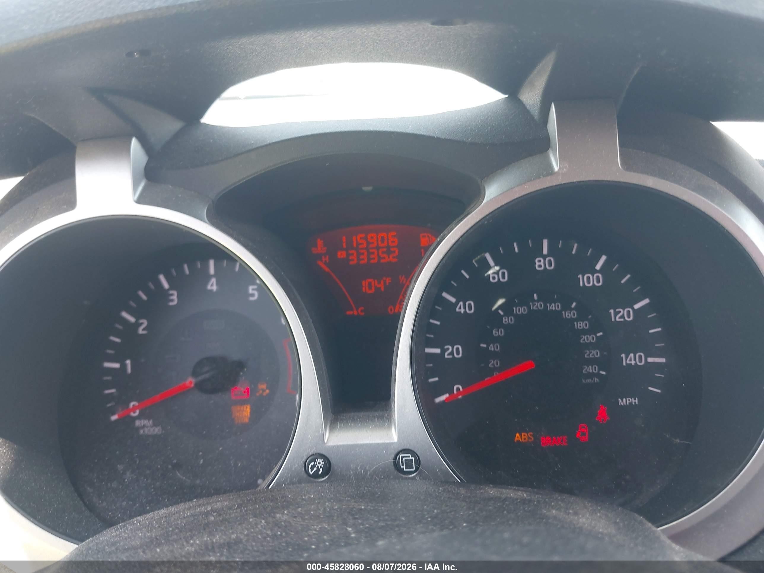 2014 Nissan Juke Sv Silver vin: JN8AF5MR0ET453182
