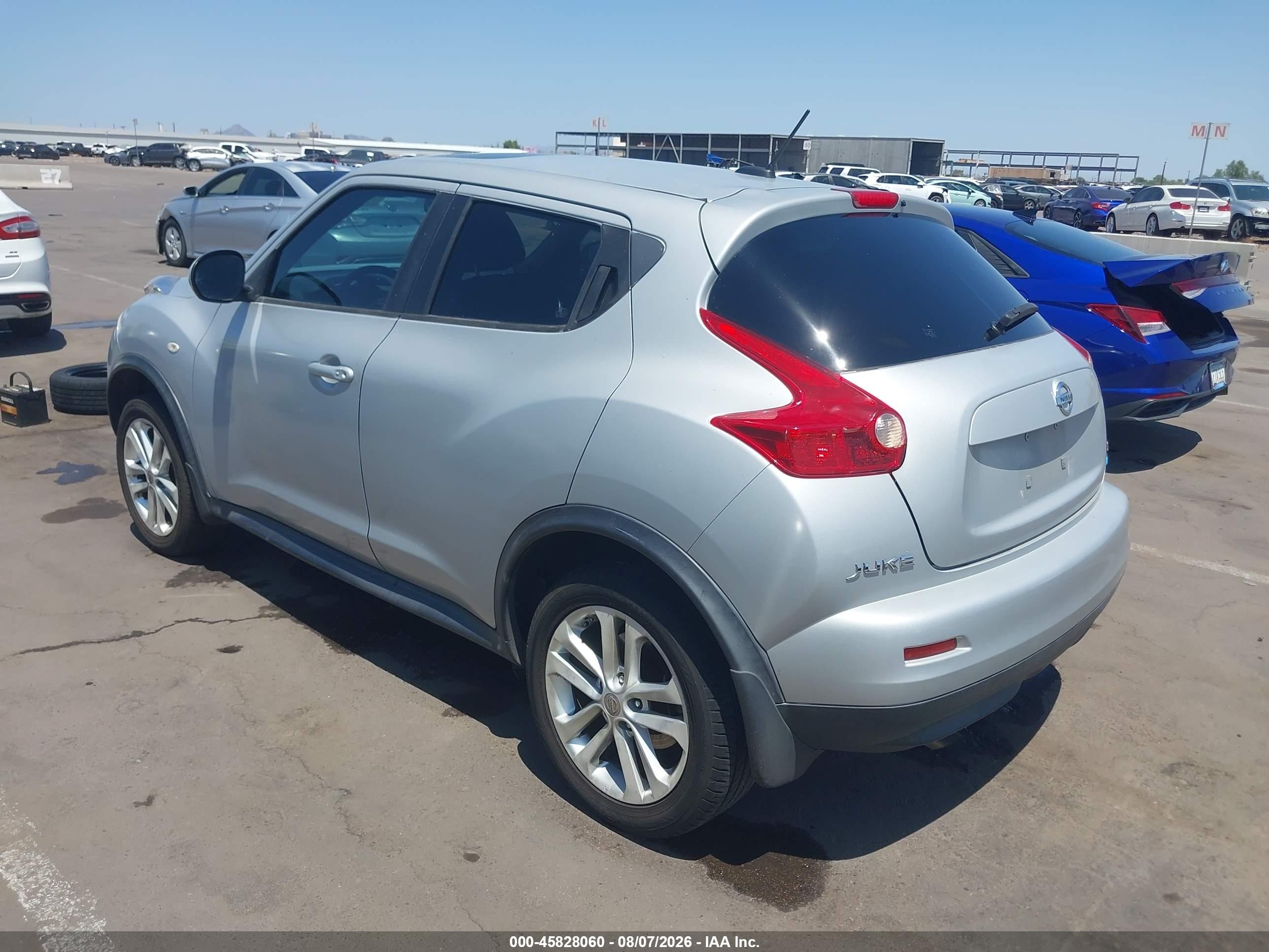 2014 Nissan Juke Sv Silver vin: JN8AF5MR0ET453182