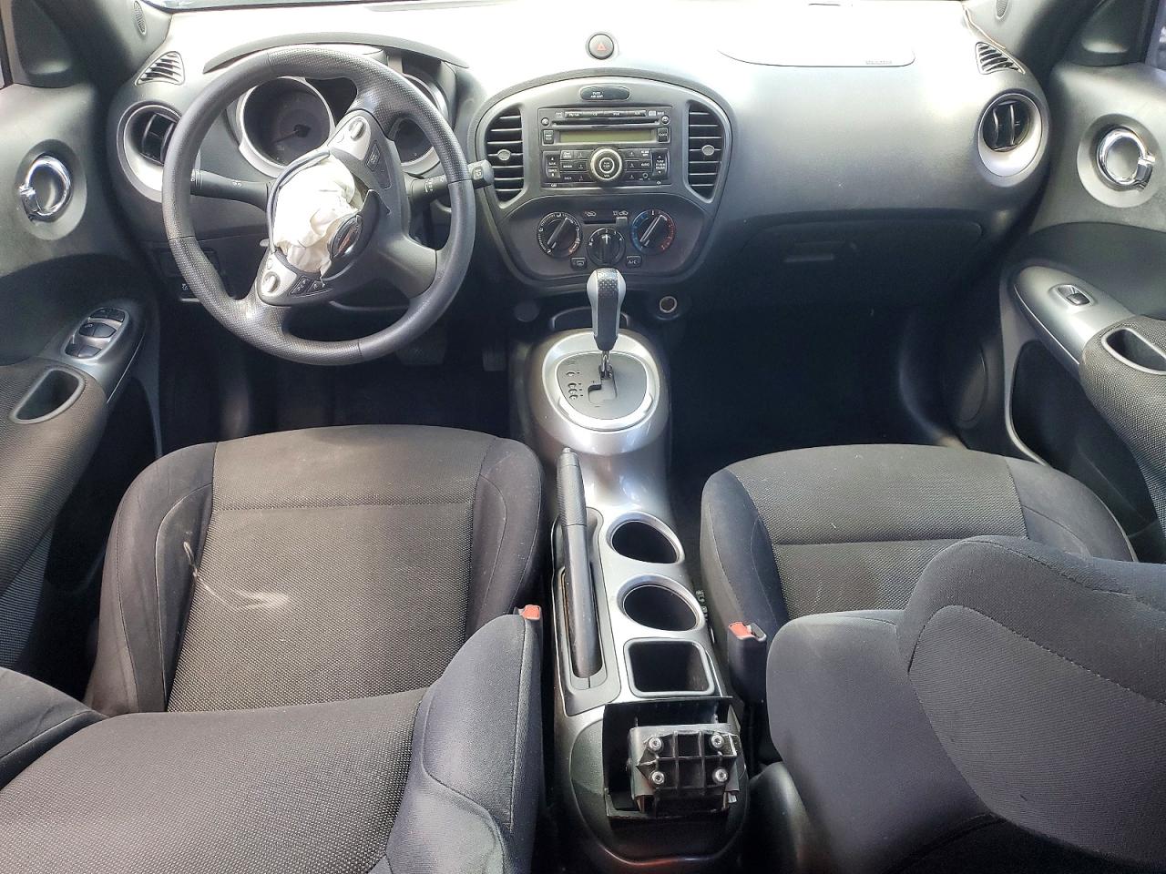 2014 Nissan Juke S Silver vin: JN8AF5MR0ET455093