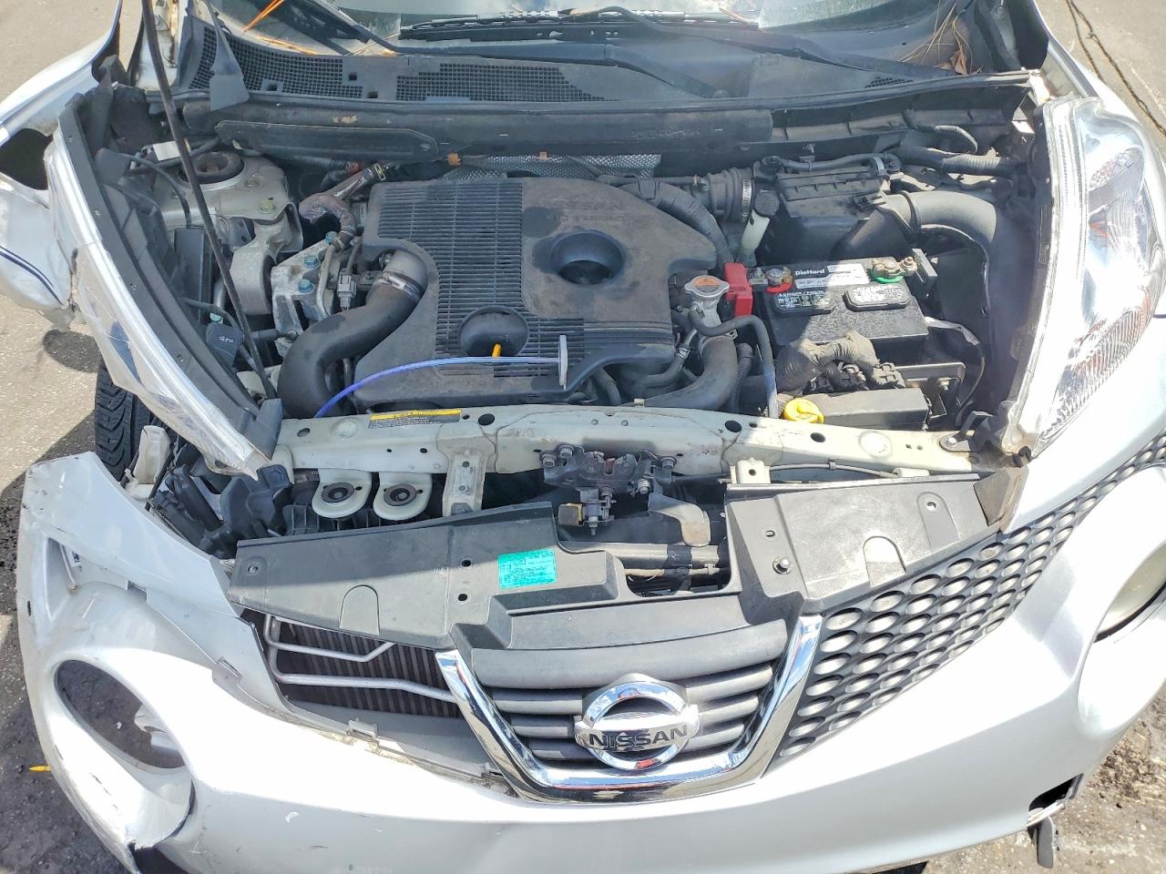 2014 Nissan Juke S Silver vin: JN8AF5MR0ET455093