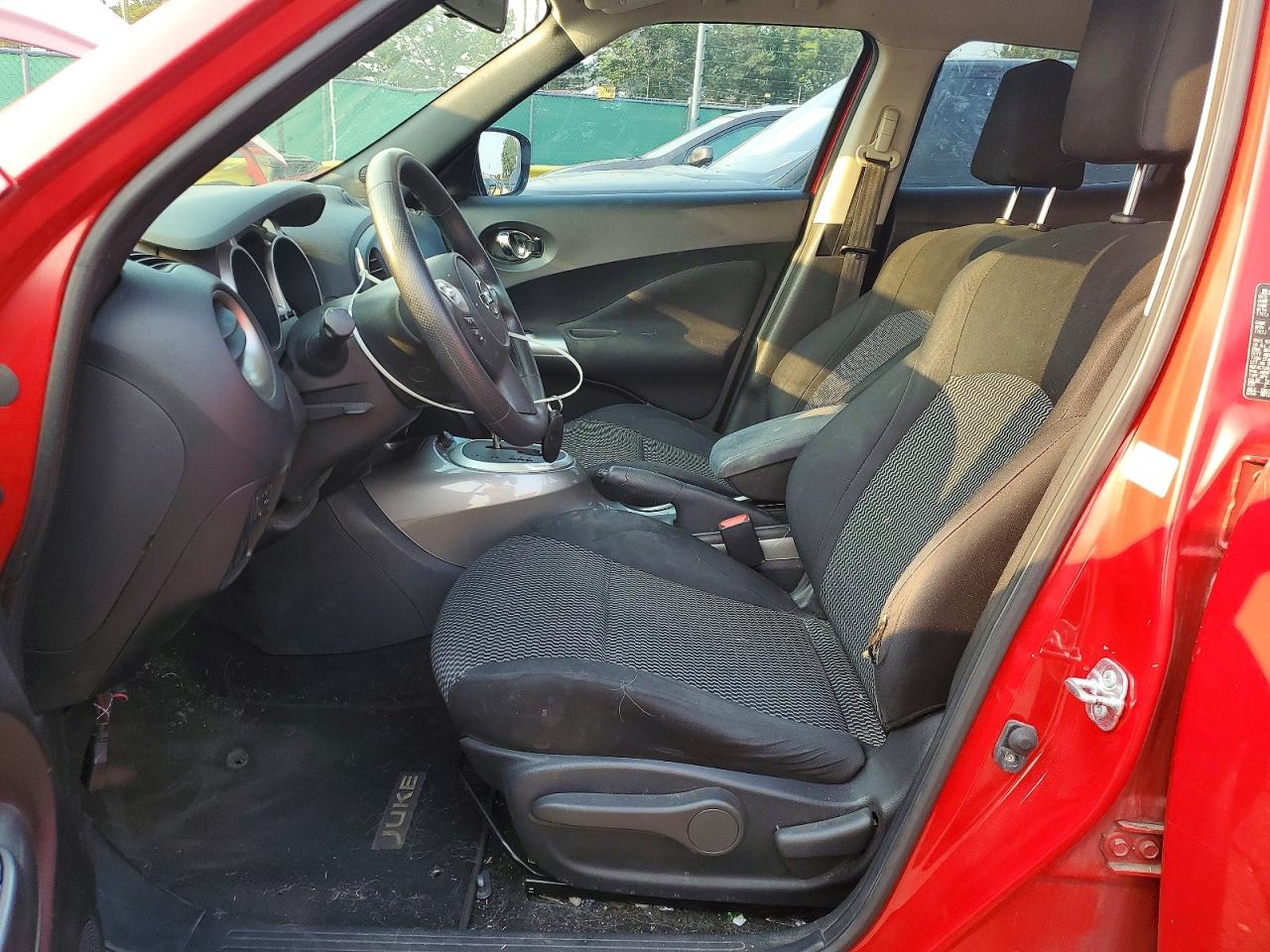 2015 Nissan Juke S Red vin: JN8AF5MR0FT502706