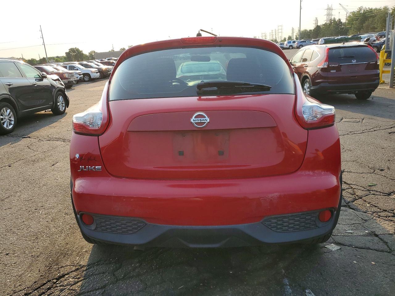 2015 Nissan Juke S Red vin: JN8AF5MR0FT502706