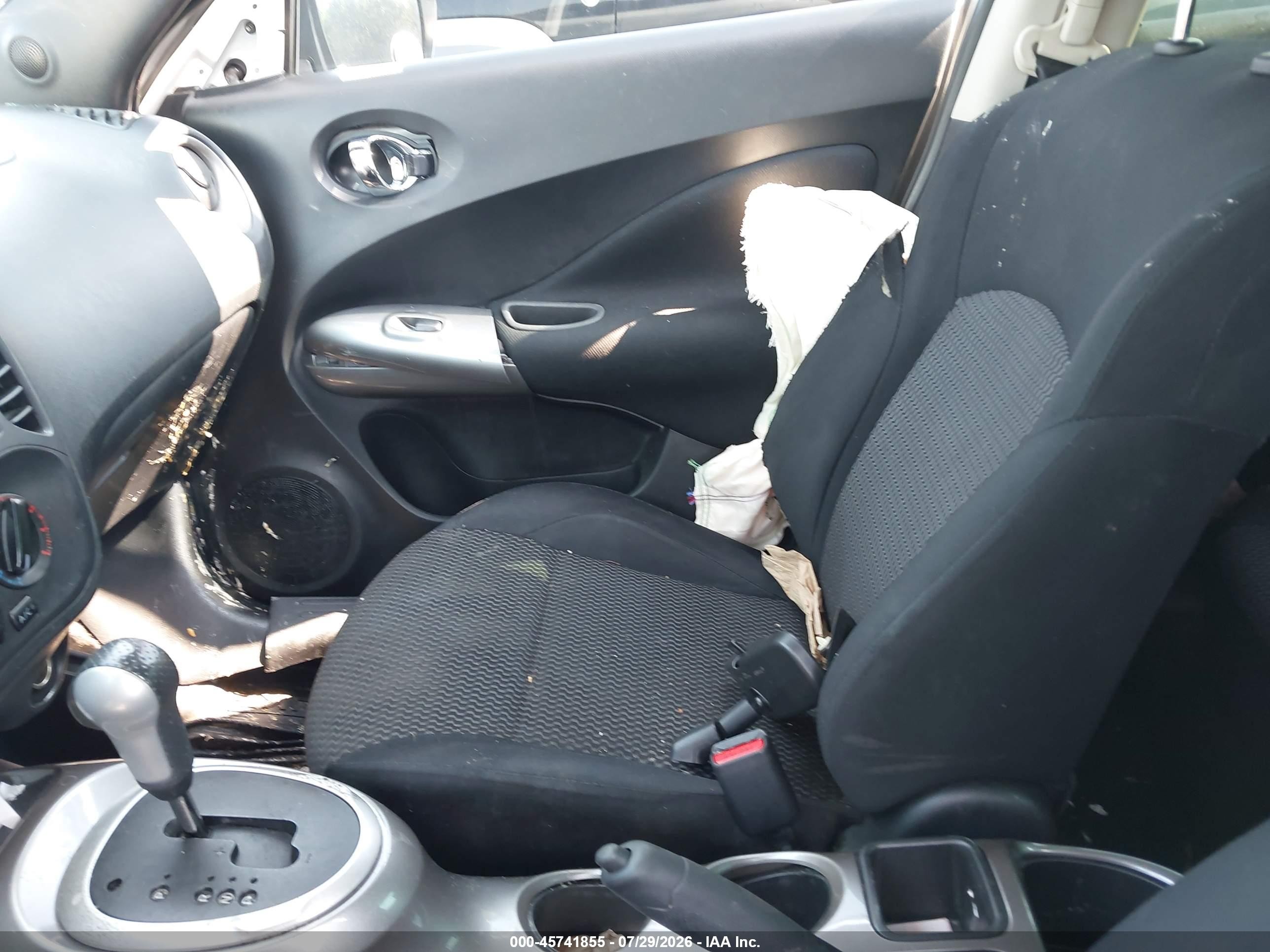 2015 Nissan Juke S White vin: JN8AF5MR0FT506142