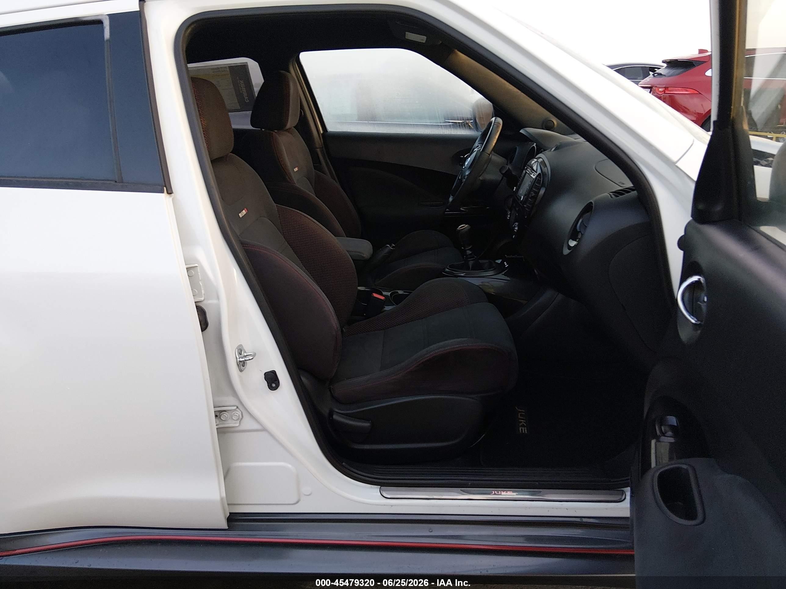 2015 Nissan Juke Nismo White vin: JN8AF5MR0FT508957