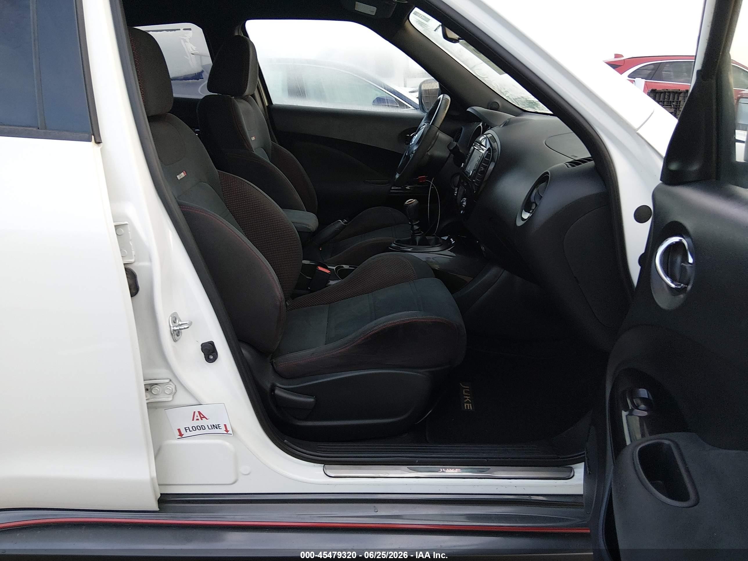 2015 Nissan Juke Nismo White vin: JN8AF5MR0FT508957