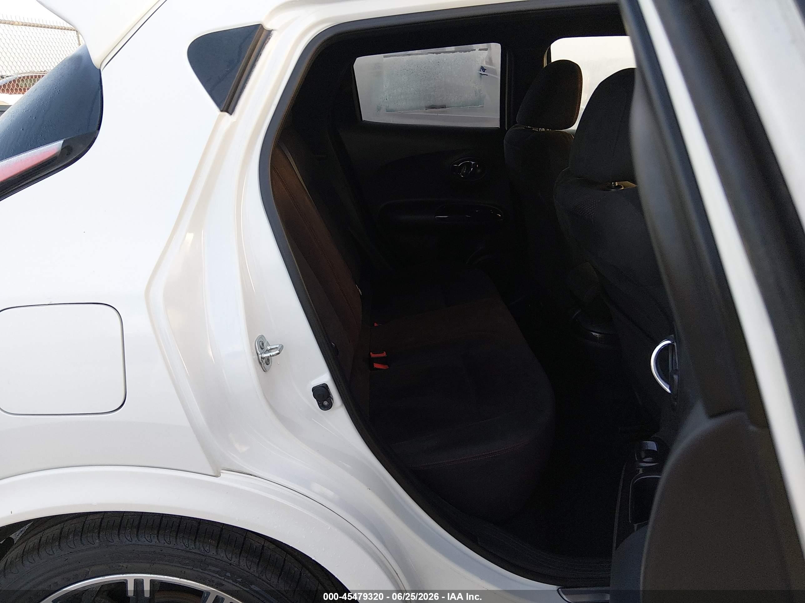 2015 Nissan Juke Nismo White vin: JN8AF5MR0FT508957