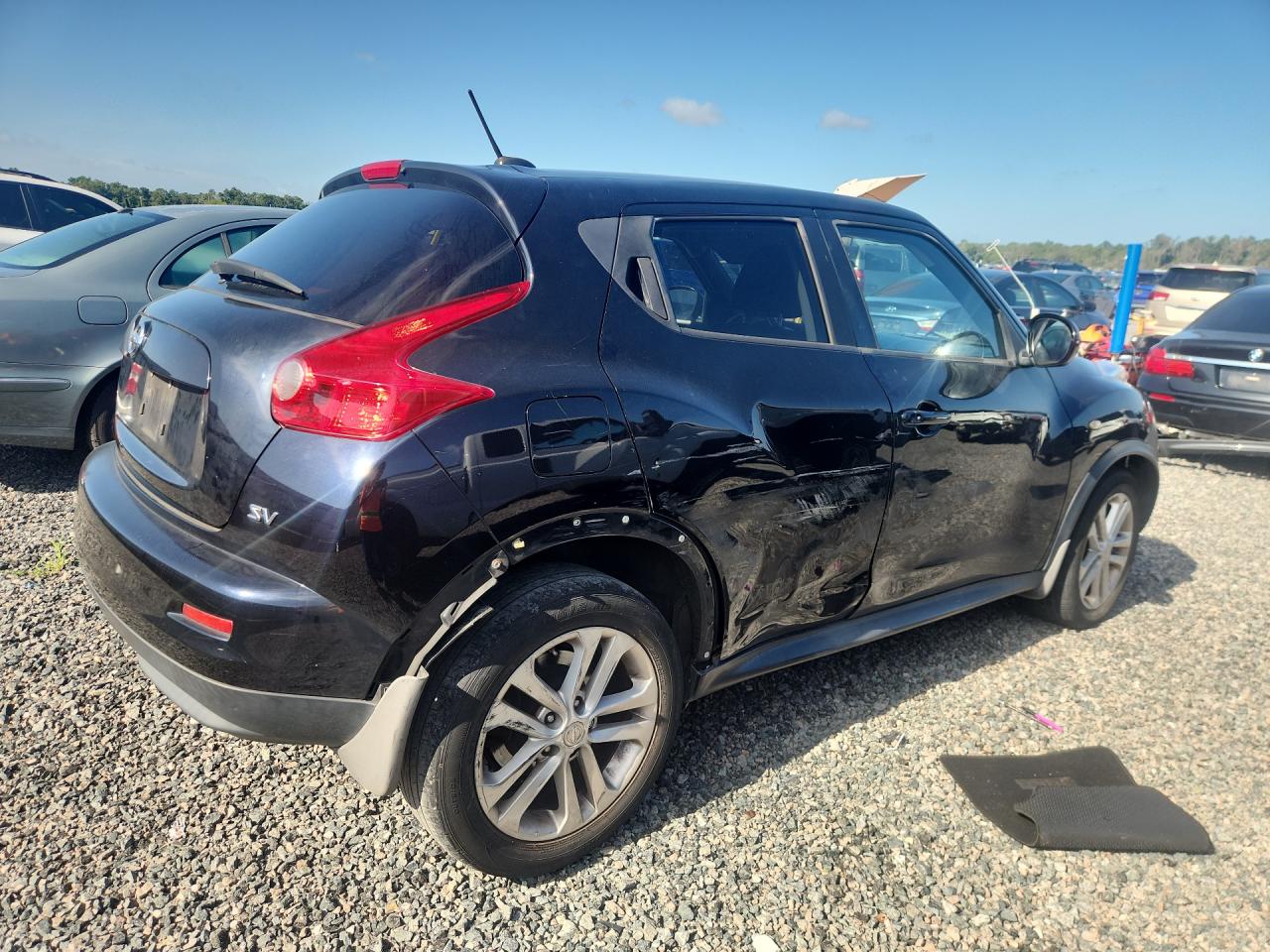 2011 Nissan Juke S Черный vin: JN8AF5MR1BT017114