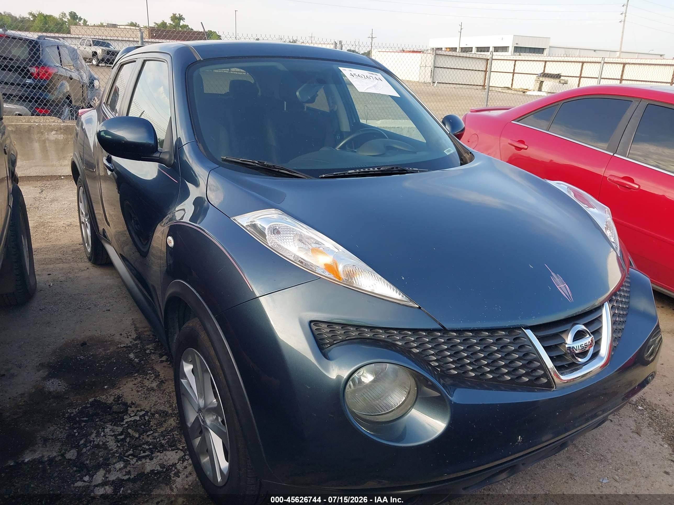 2011 Nissan Juke Sv Gray vin: JN8AF5MR1BT018635