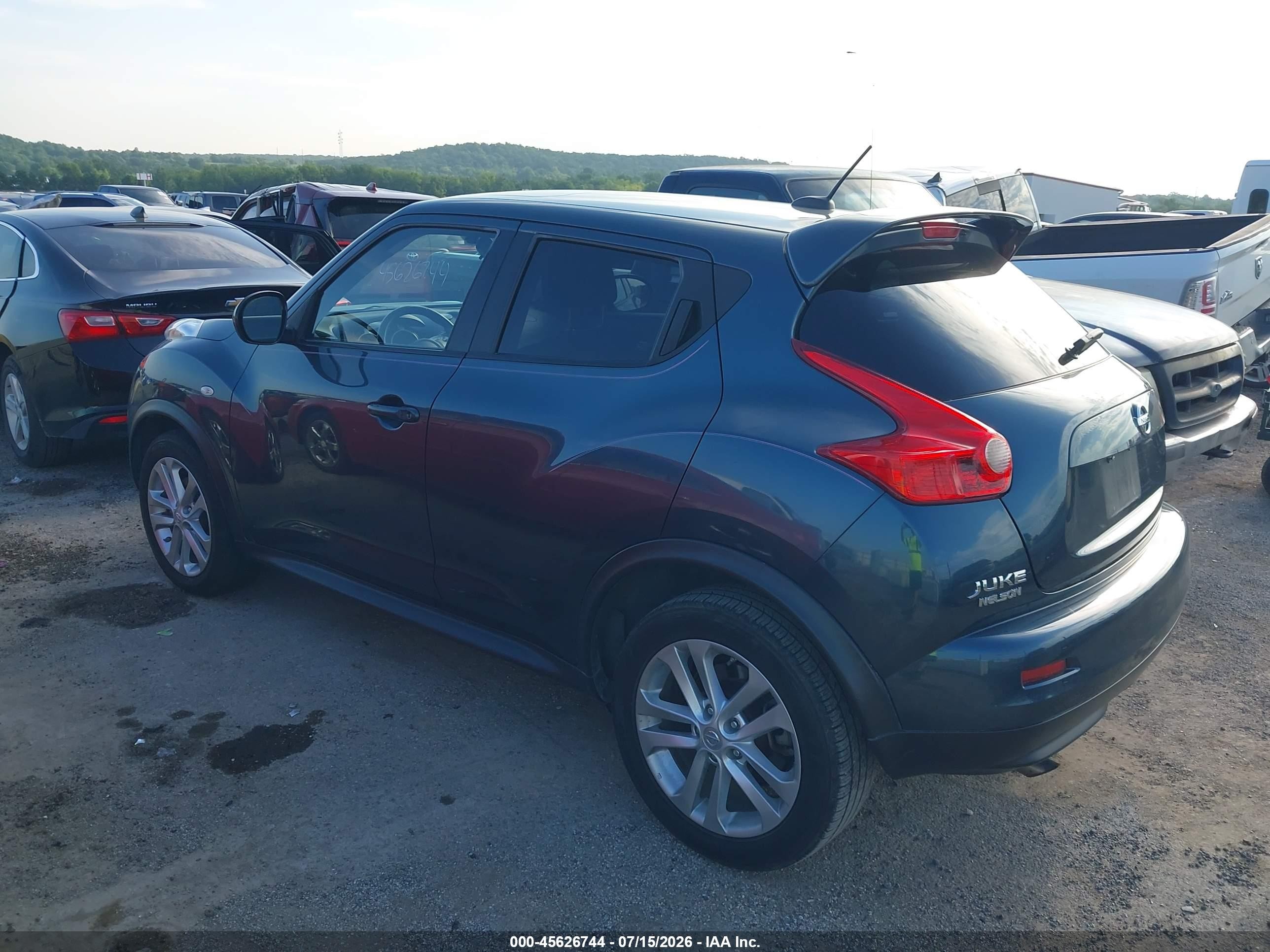 2011 Nissan Juke Sv Gray vin: JN8AF5MR1BT018635