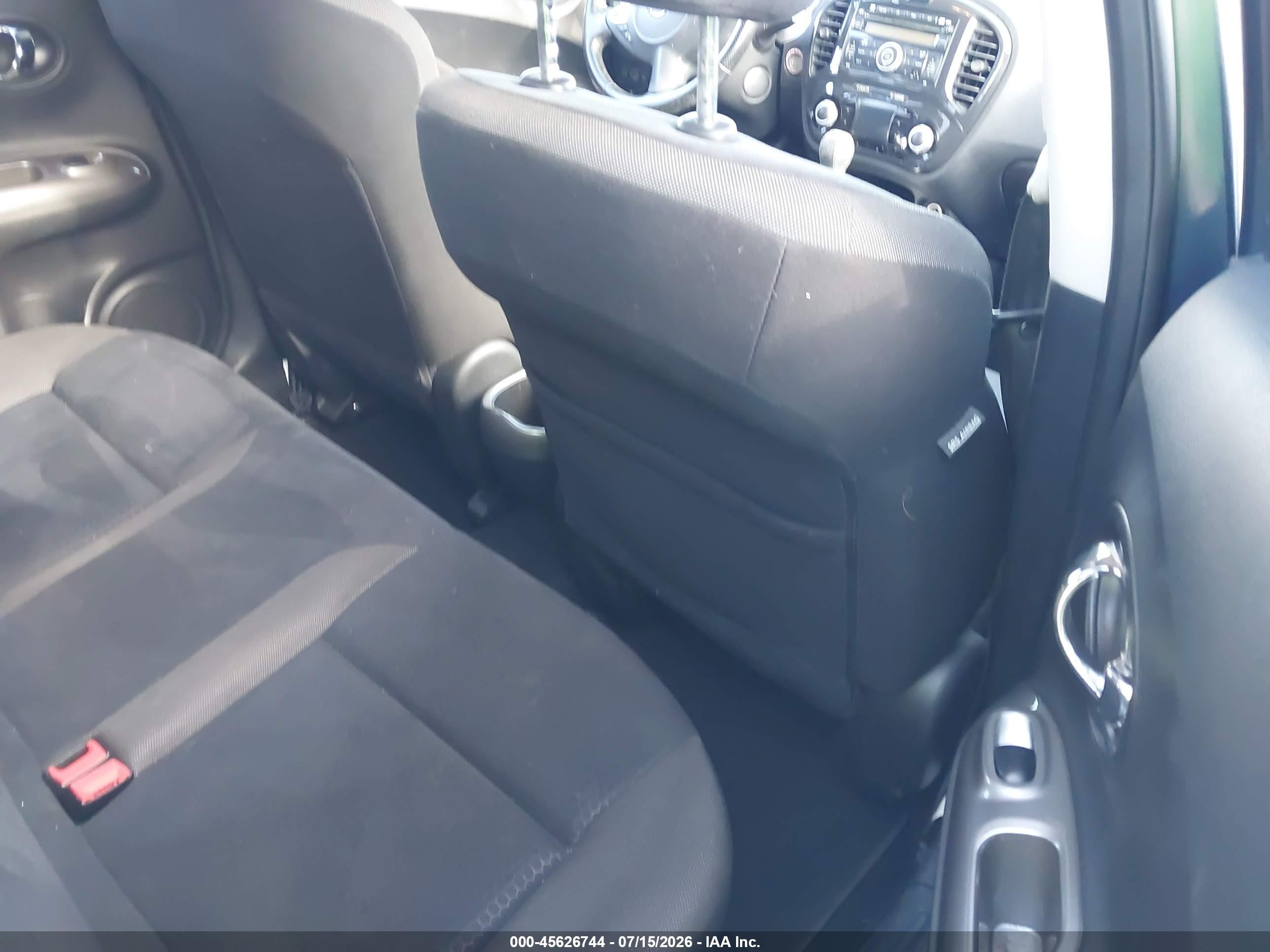 2011 Nissan Juke Sv Gray vin: JN8AF5MR1BT018635
