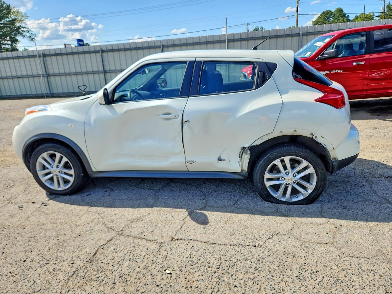 2011 Nissan Juke S White vin: JN8AF5MR1BT022216