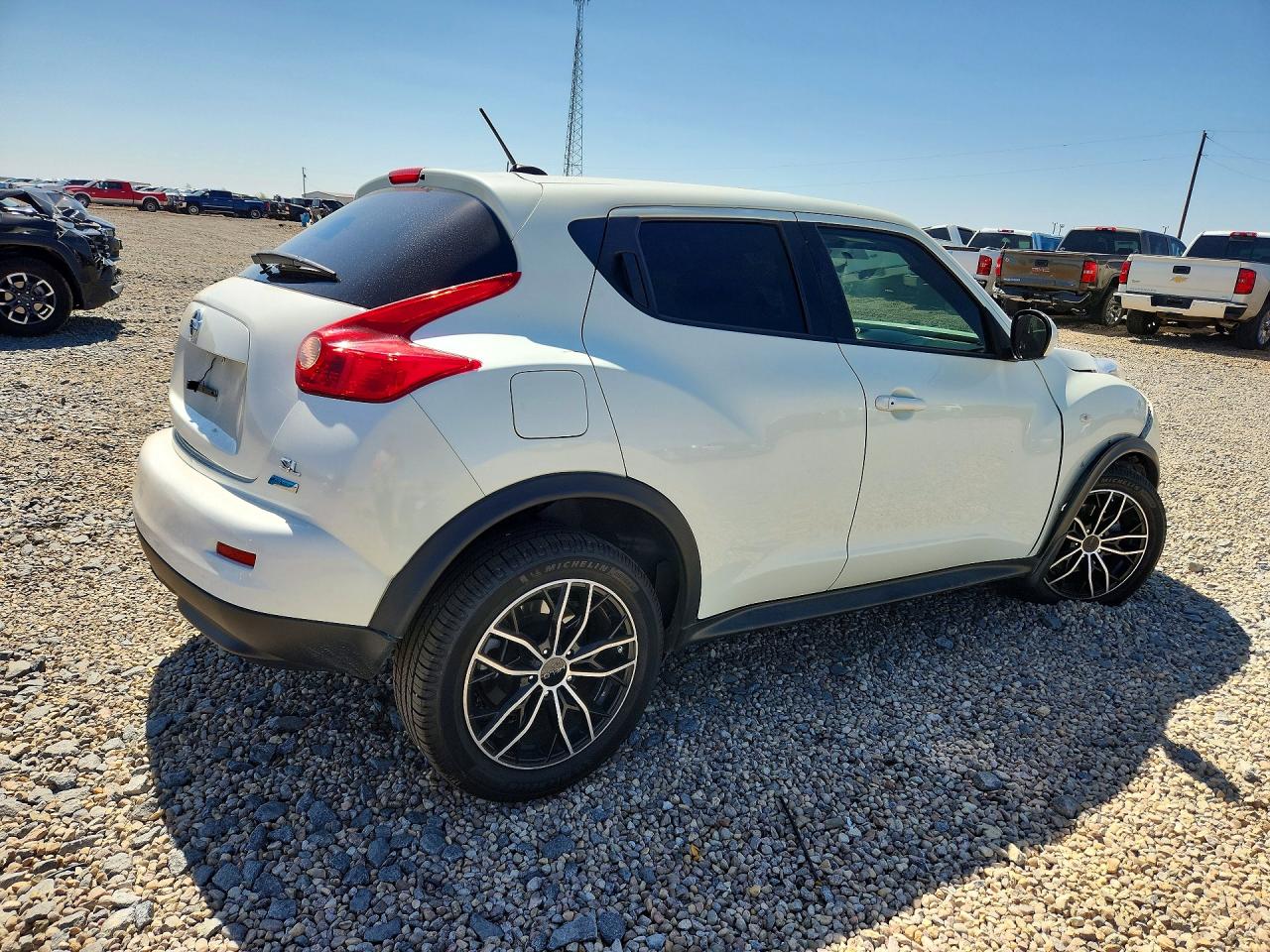 2012 Nissan Juke S Белый vin: JN8AF5MR1CT104335