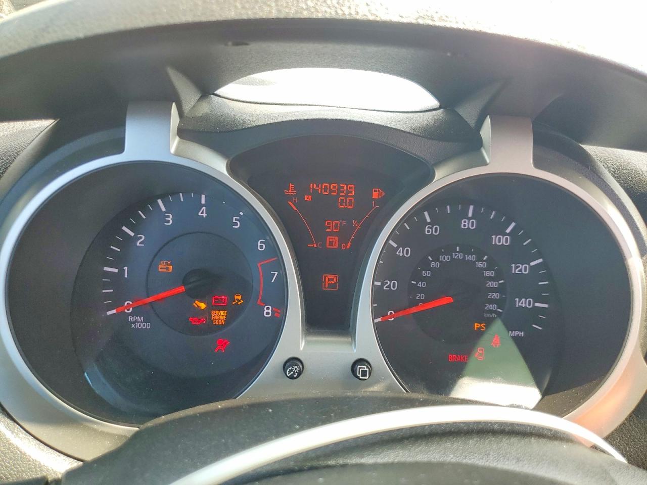 2012 Nissan Juke S Белый vin: JN8AF5MR1CT104335