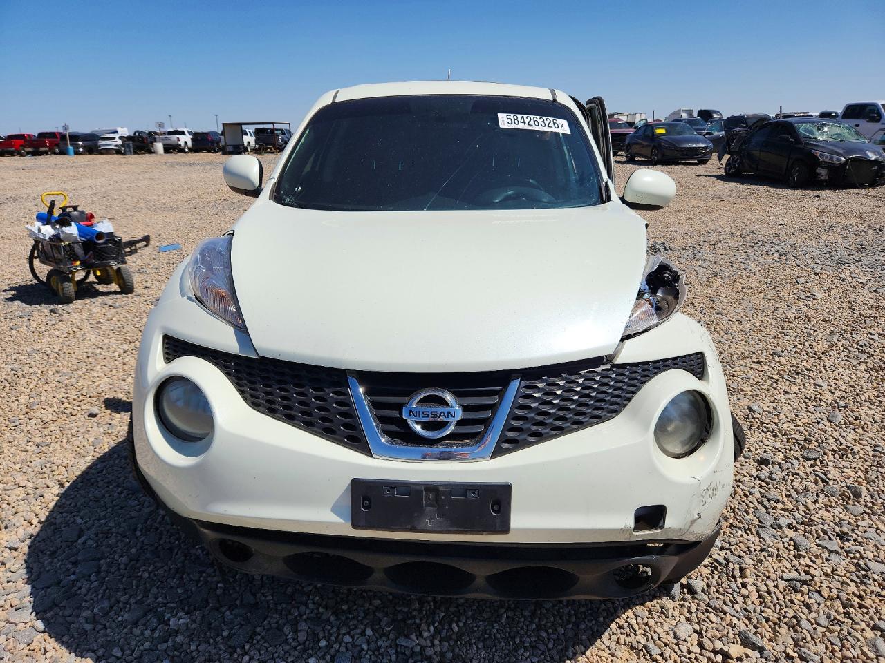 2012 Nissan Juke S Белый vin: JN8AF5MR1CT104335