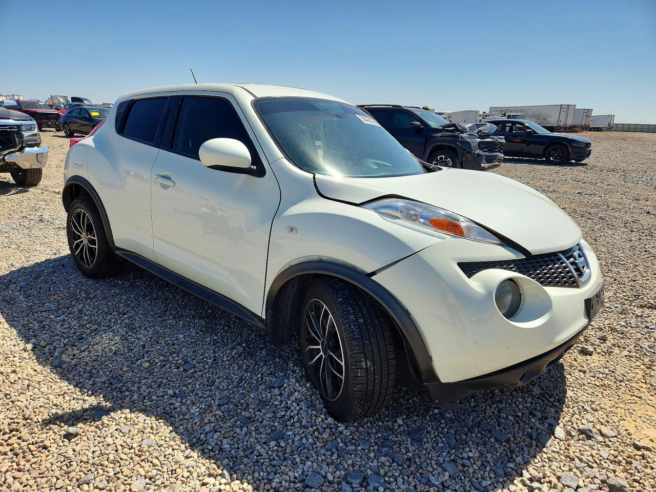 2012 Nissan Juke S Белый vin: JN8AF5MR1CT104335