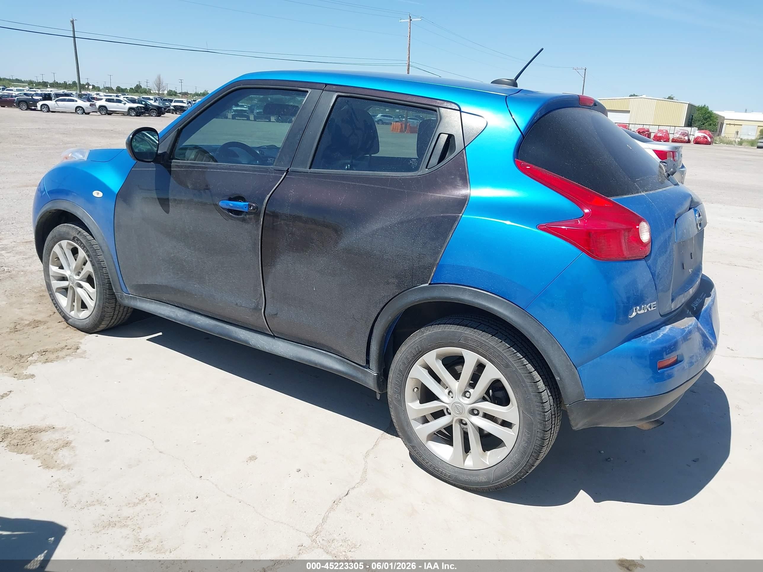 2012 Nissan Juke Sv Blue vin: JN8AF5MR1CT109664