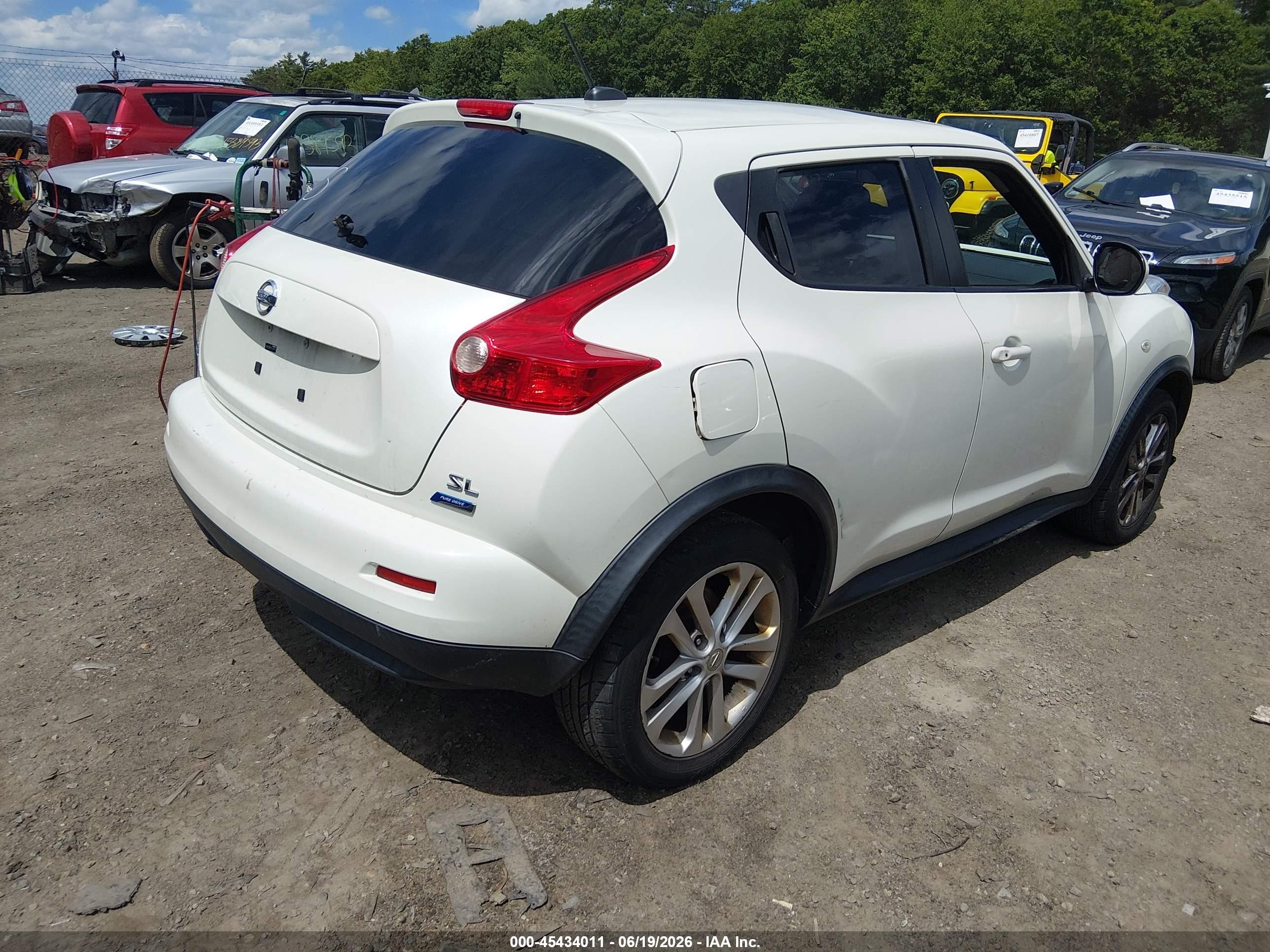 2012 Nissan Juke Sl White vin: JN8AF5MR1CT115710