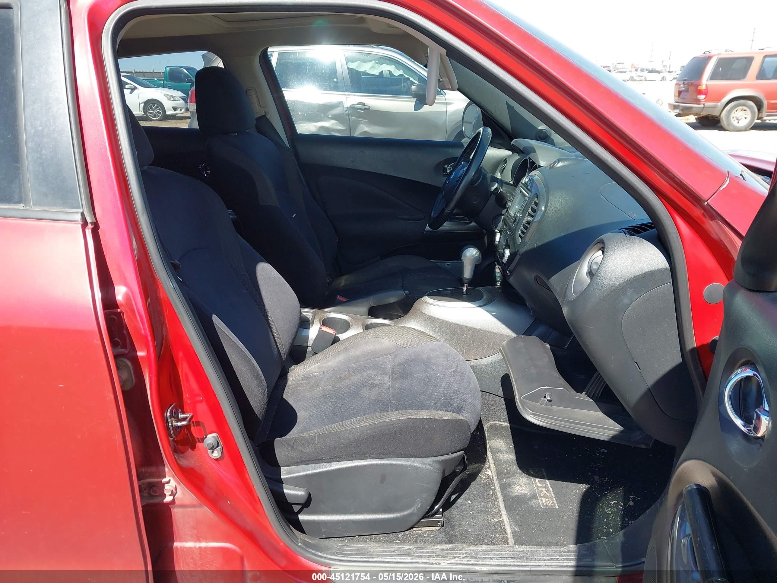 2012 Nissan Juke Sv Red vin: JN8AF5MR1CT118476
