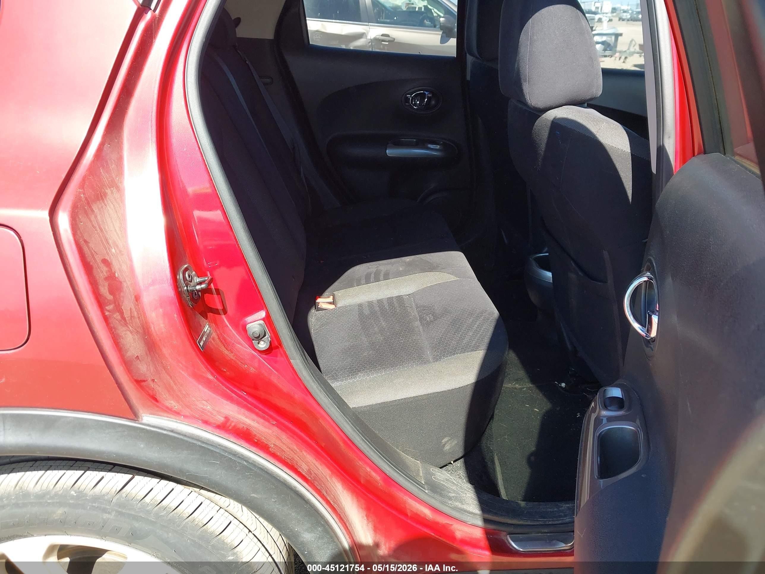 2012 Nissan Juke Sv Red vin: JN8AF5MR1CT118476