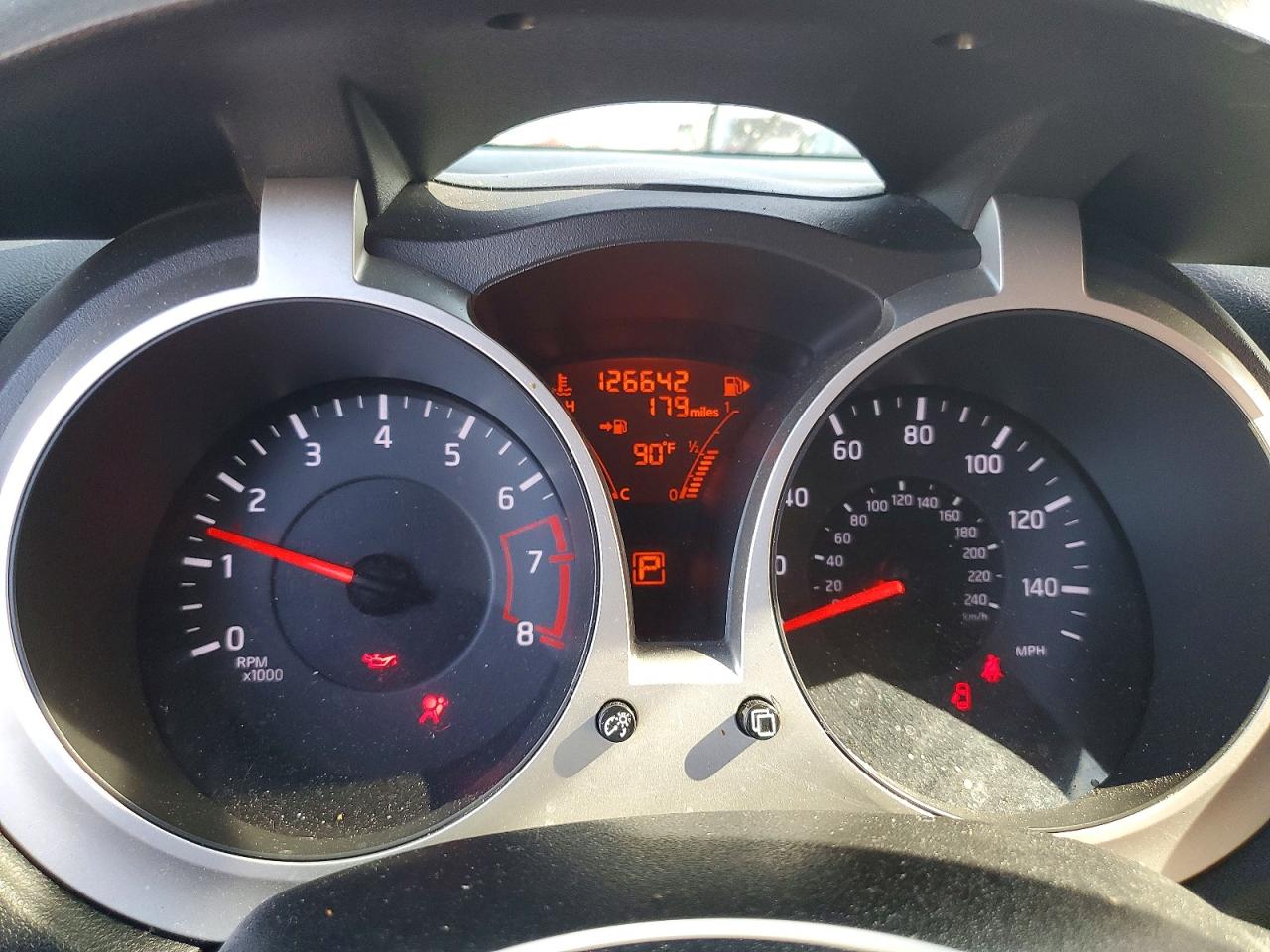 2013 Nissan Juke S Burgundy vin: JN8AF5MR1DT202962