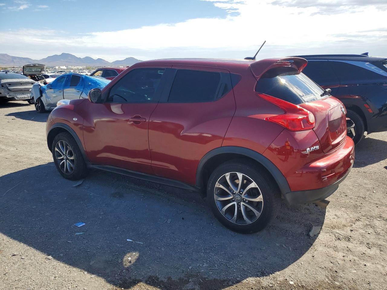 2013 Nissan Juke S Burgundy vin: JN8AF5MR1DT202962