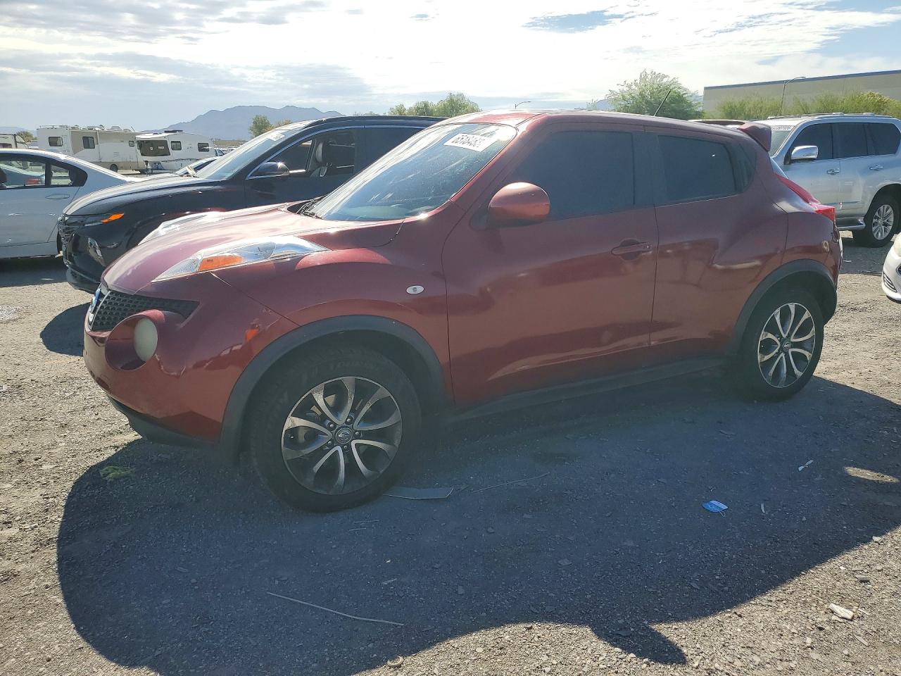 2013 Nissan Juke S Burgundy vin: JN8AF5MR1DT202962
