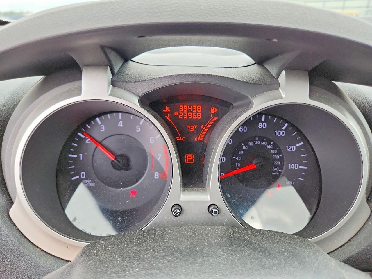 2013 Nissan Juke S Белый vin: JN8AF5MR1DT208373