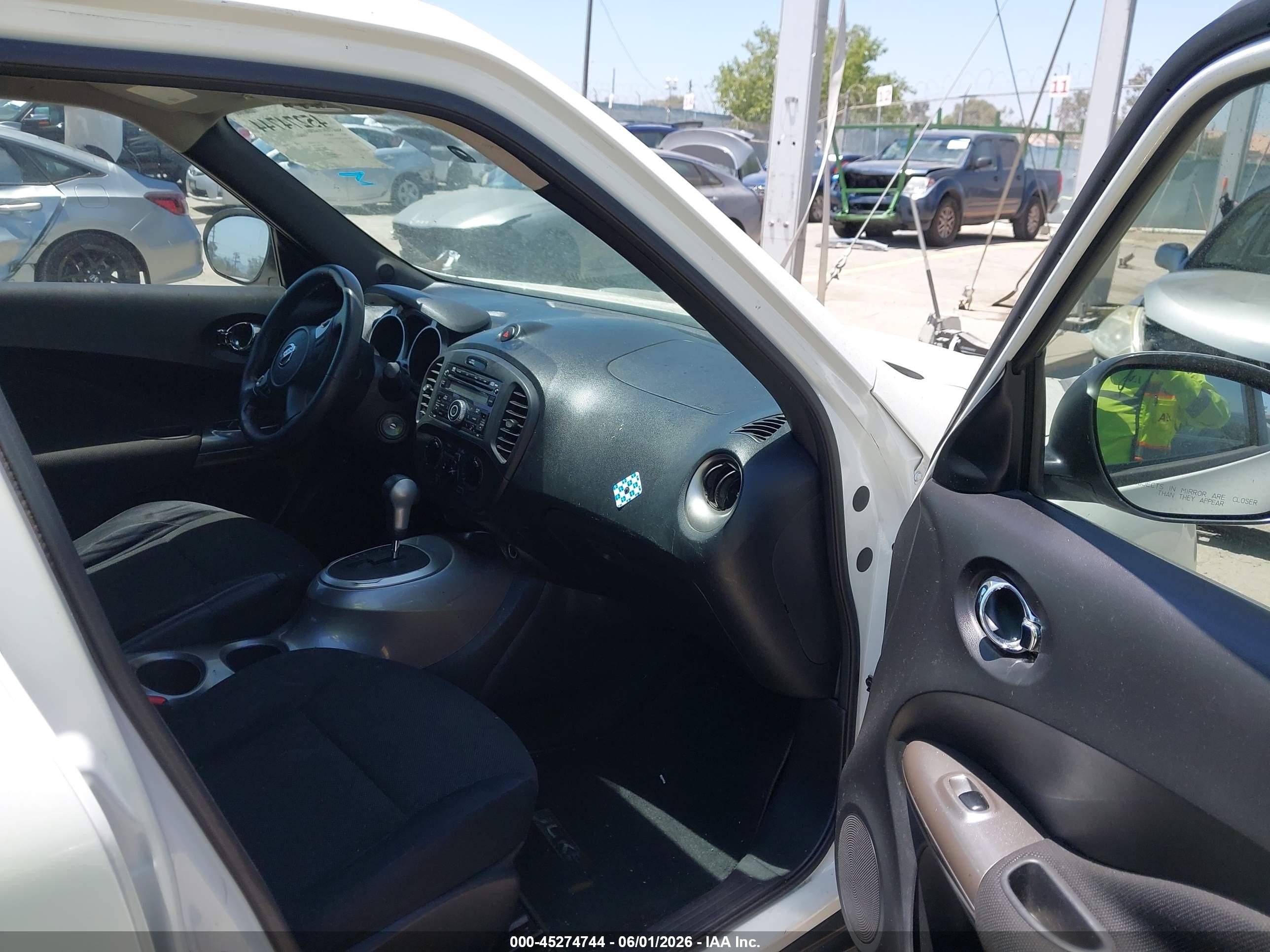 2013 Nissan Juke S Белый vin: JN8AF5MR1DT213153