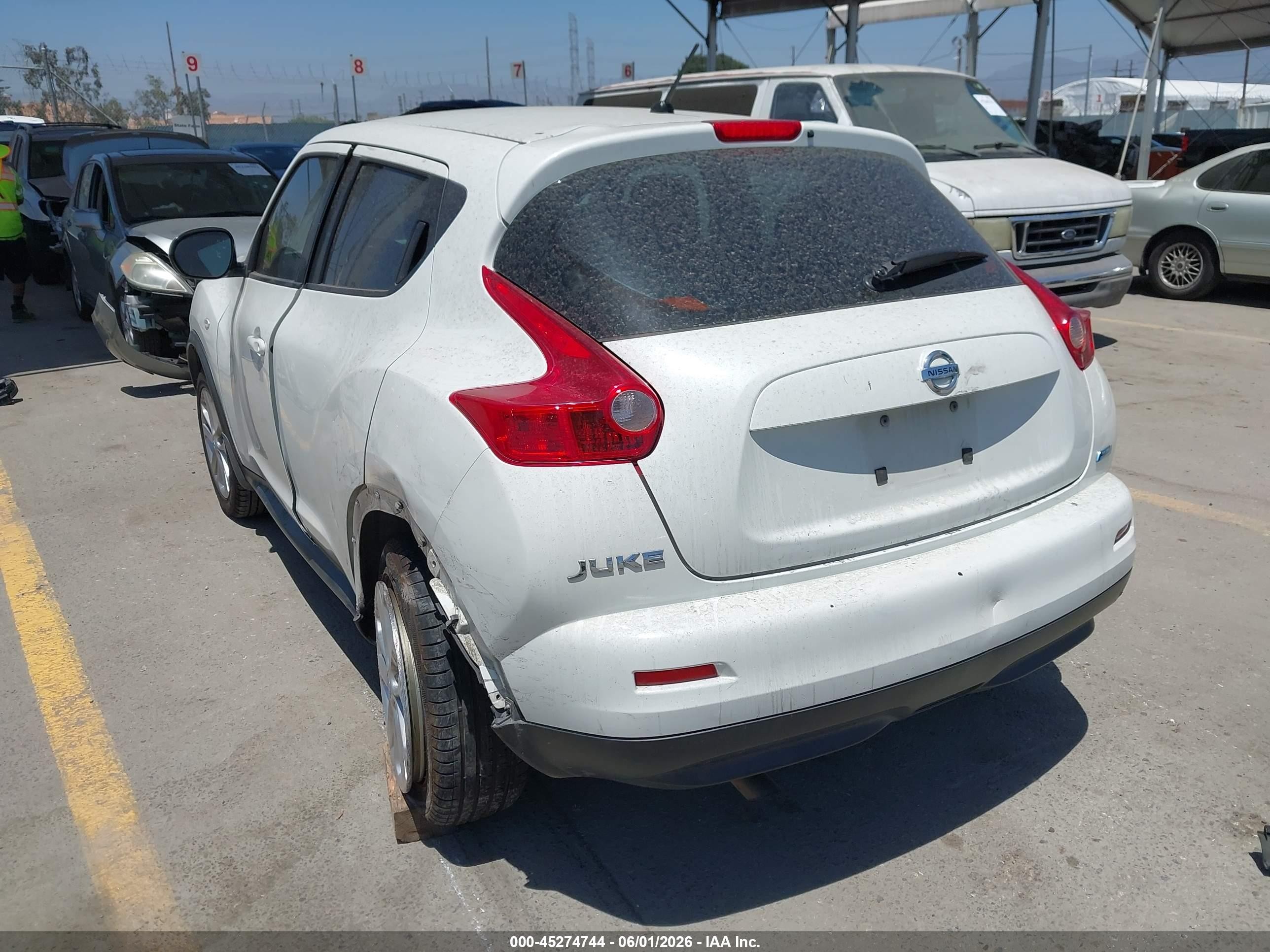 2013 Nissan Juke S Белый vin: JN8AF5MR1DT213153