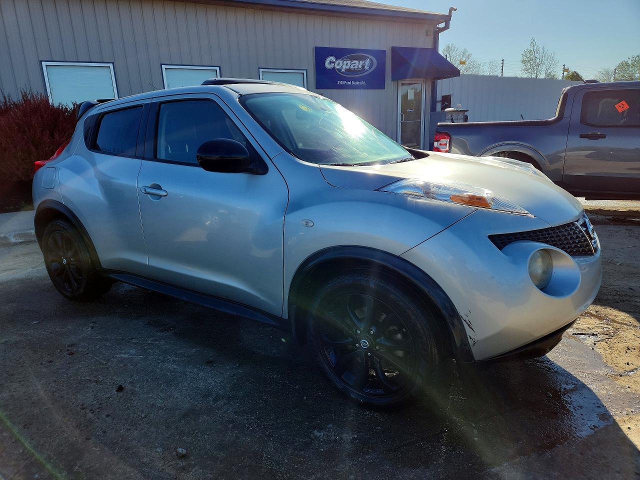 2013 Nissan Juke S Silver vin: JN8AF5MR1DT215257