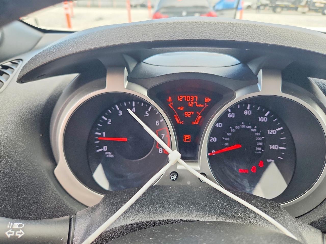 2013 Nissan Juke S Белый vin: JN8AF5MR1DT222001