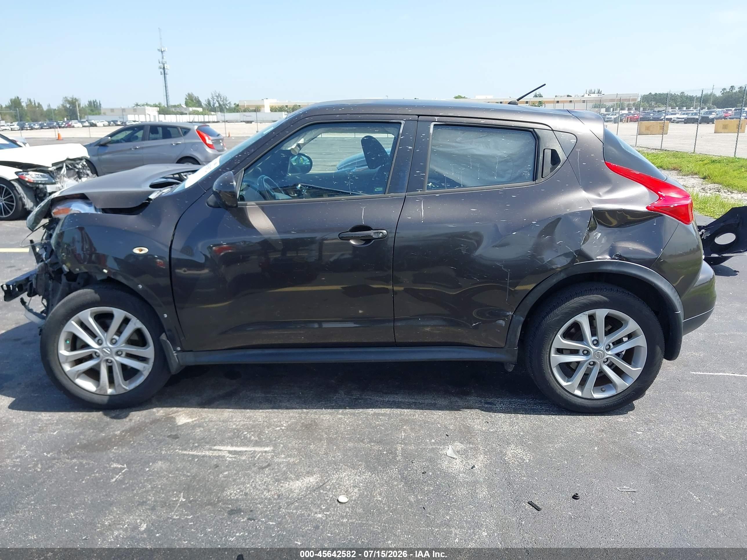 2013 Nissan Juke S Brown vin: JN8AF5MR1DT226064