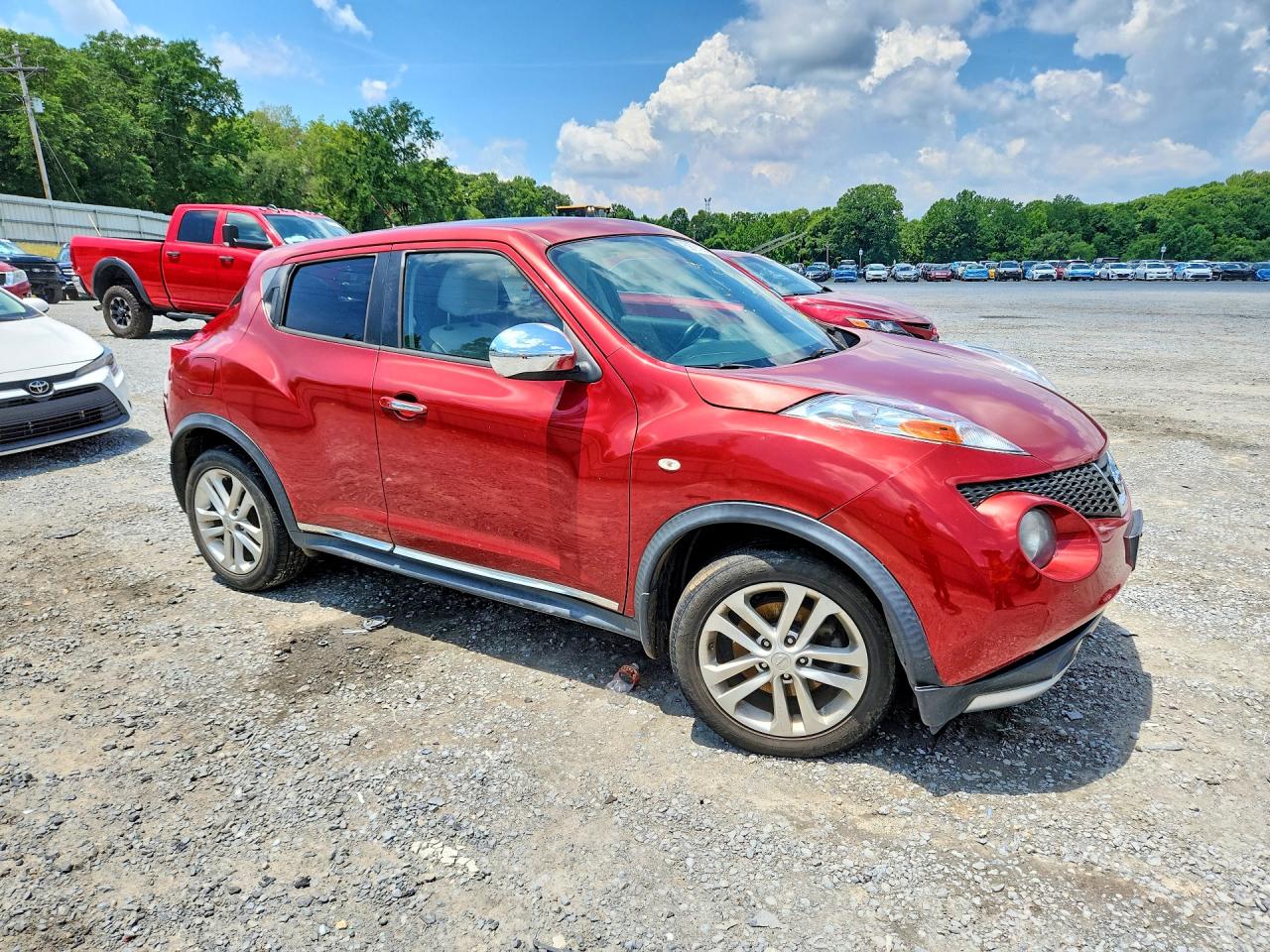 2014 Nissan Juke Sv Red vin: JN8AF5MR1ET352183