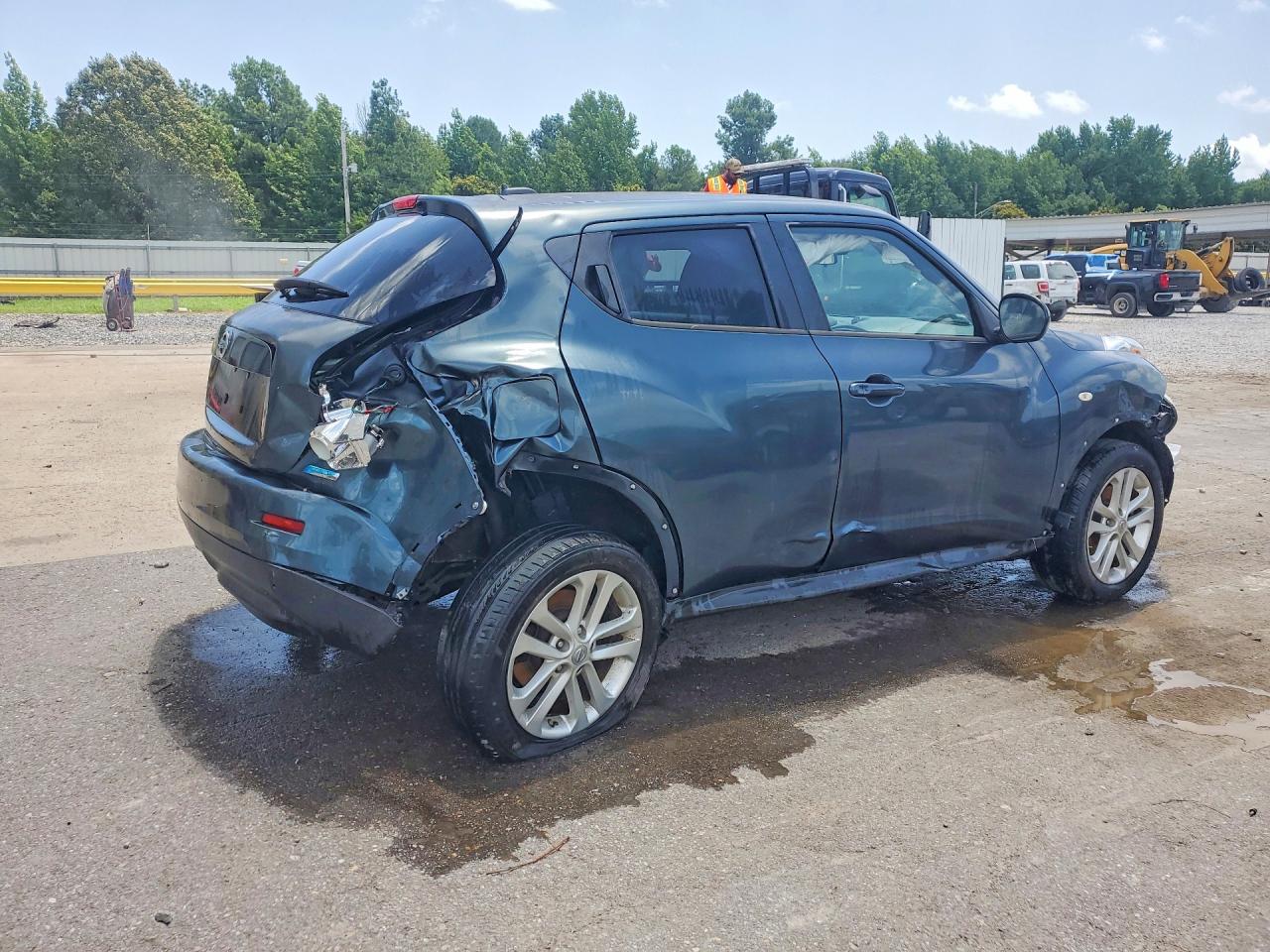 2014 Nissan Juke Sv Серый vin: JN8AF5MR1ET358310