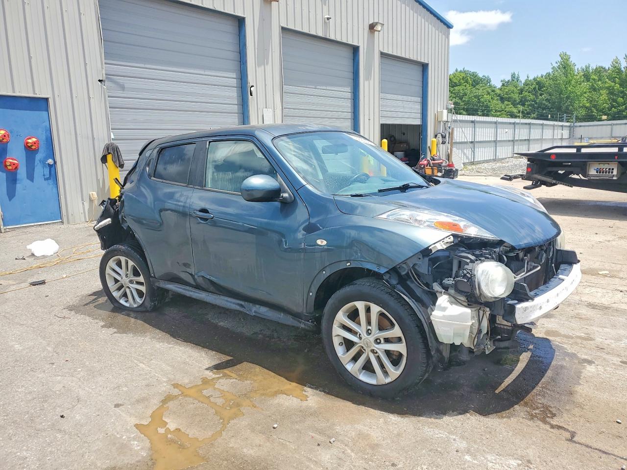 2014 Nissan Juke Sv Серый vin: JN8AF5MR1ET358310