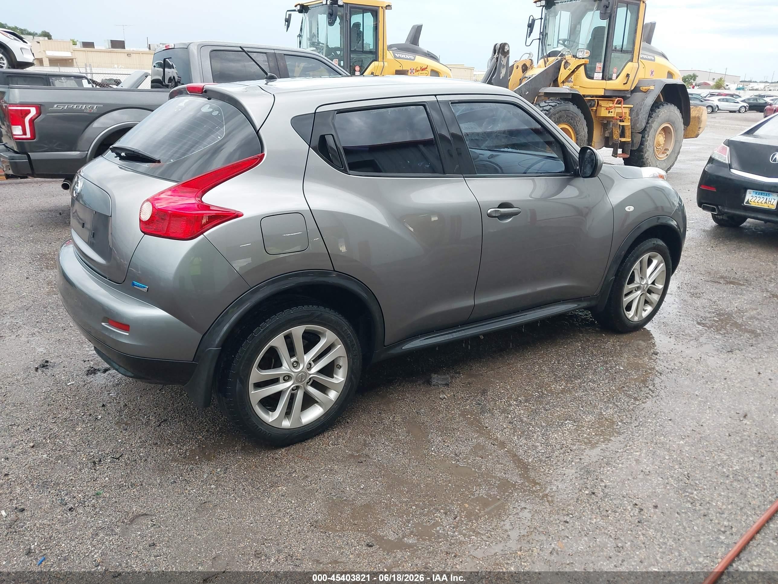 2014 Nissan Juke S Gray vin: JN8AF5MR1ET452977