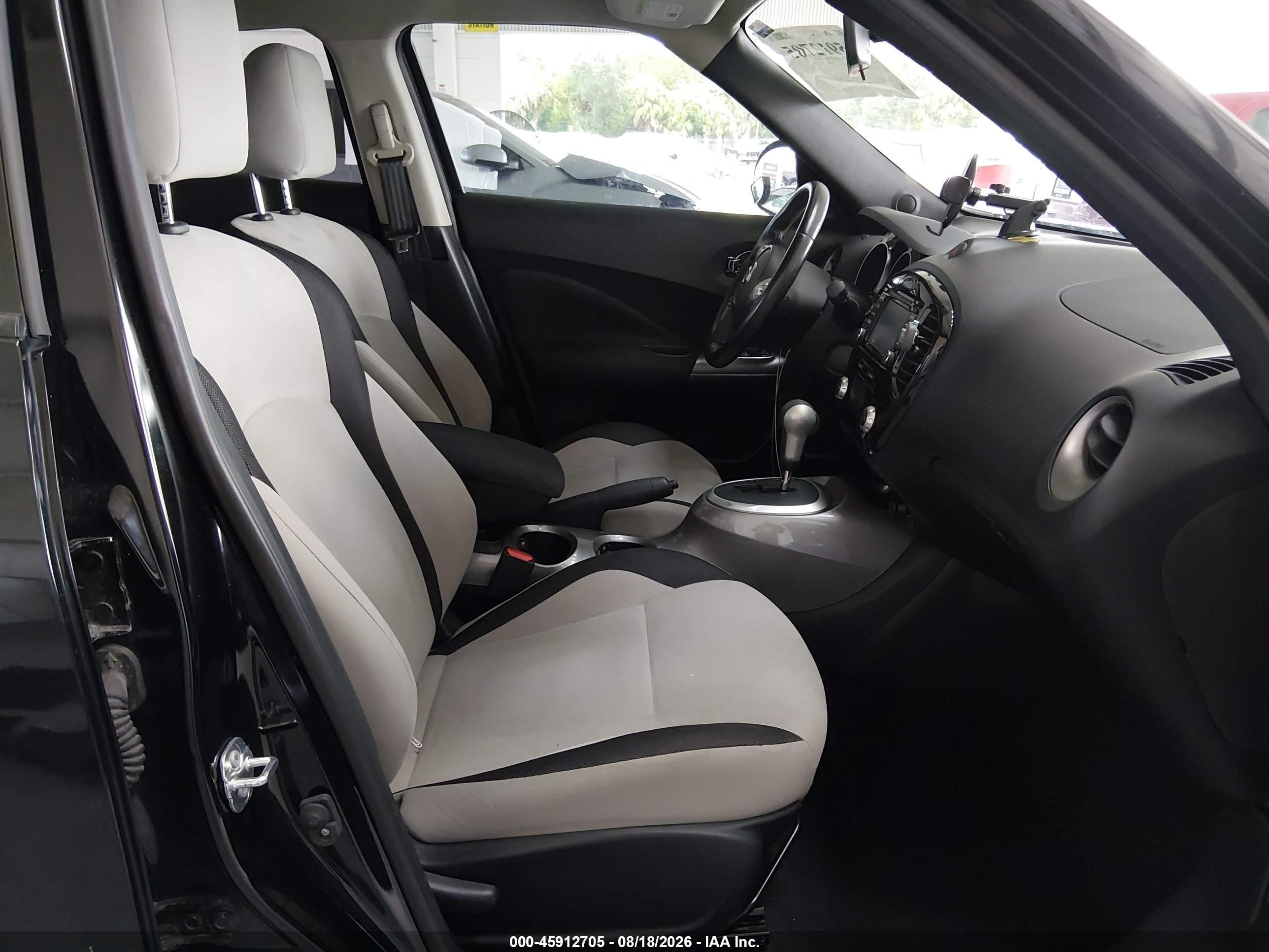 2014 Nissan Juke Sv Black vin: JN8AF5MR1ET453918