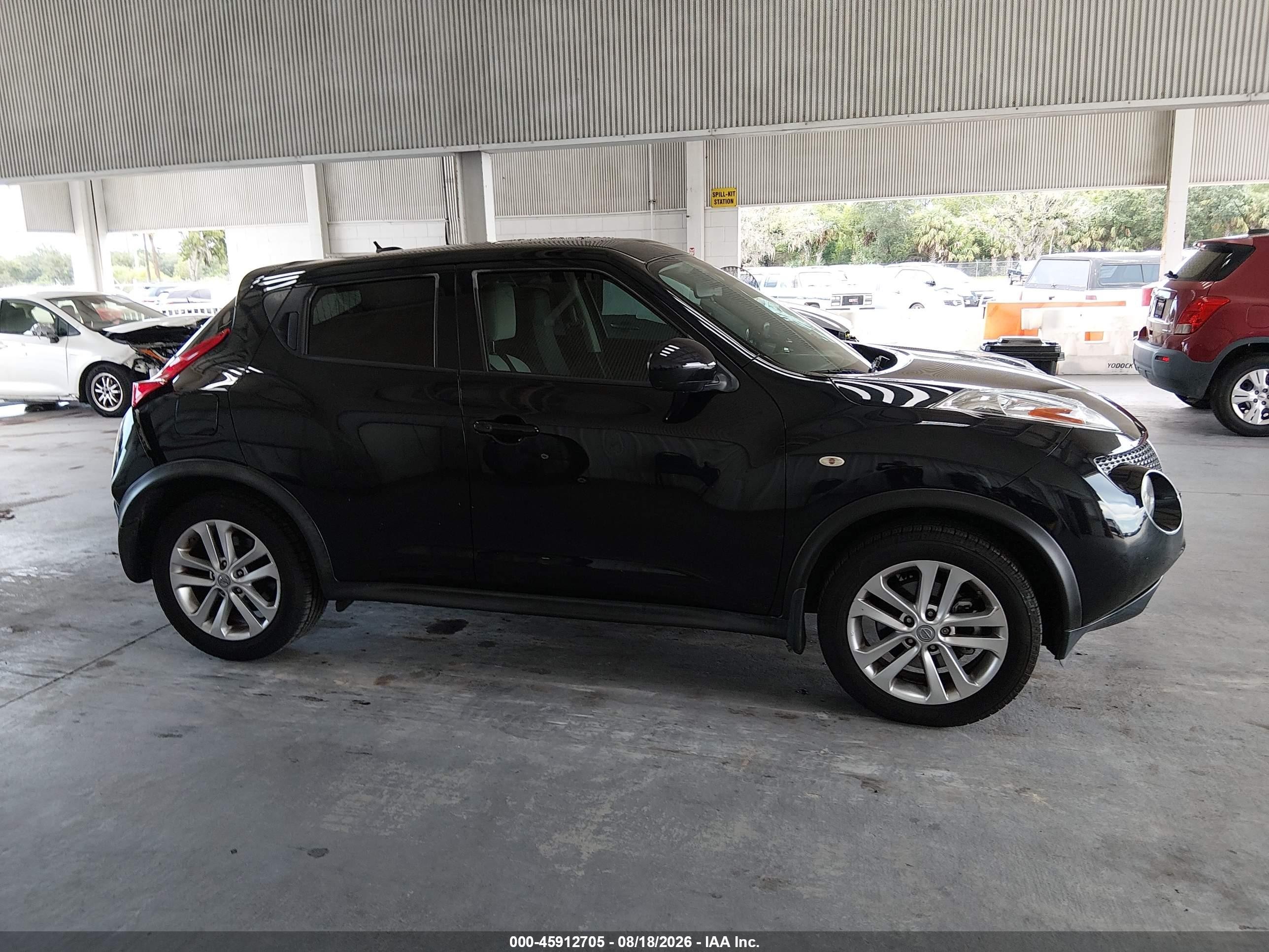 2014 Nissan Juke Sv Black vin: JN8AF5MR1ET453918